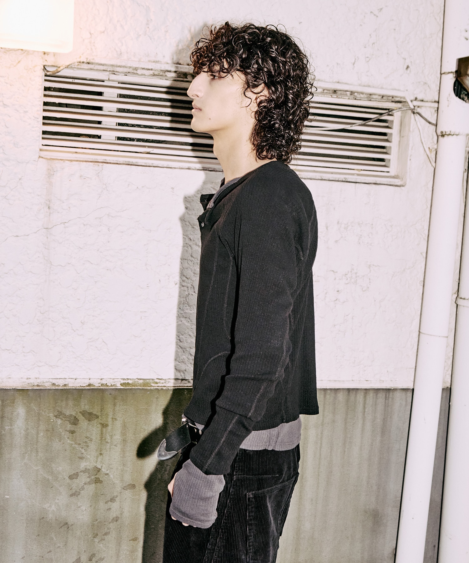 別注 HENLEY PANELED SWEATER NVRFRGT