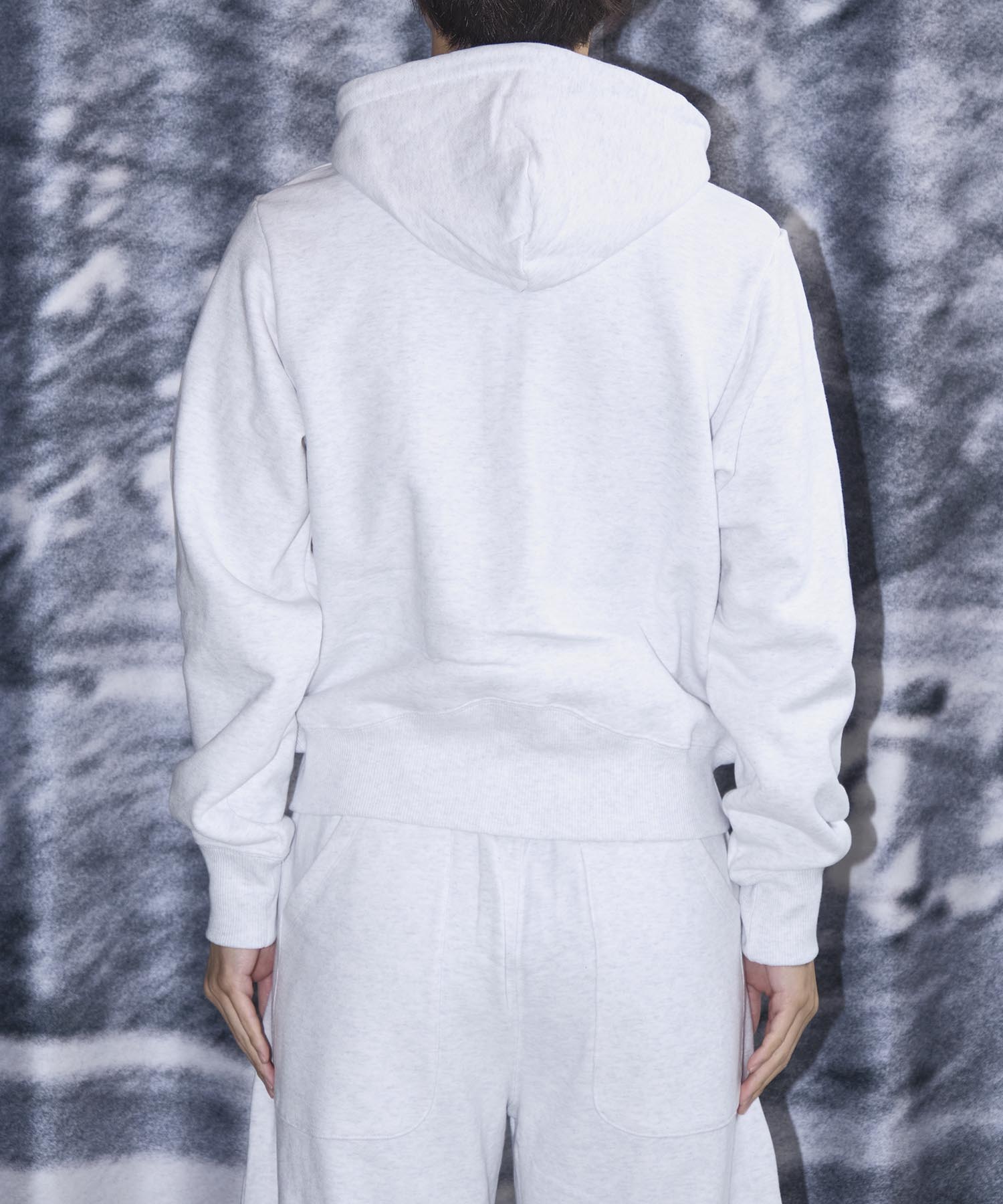 SHORT ZIP HOODIE CONZ