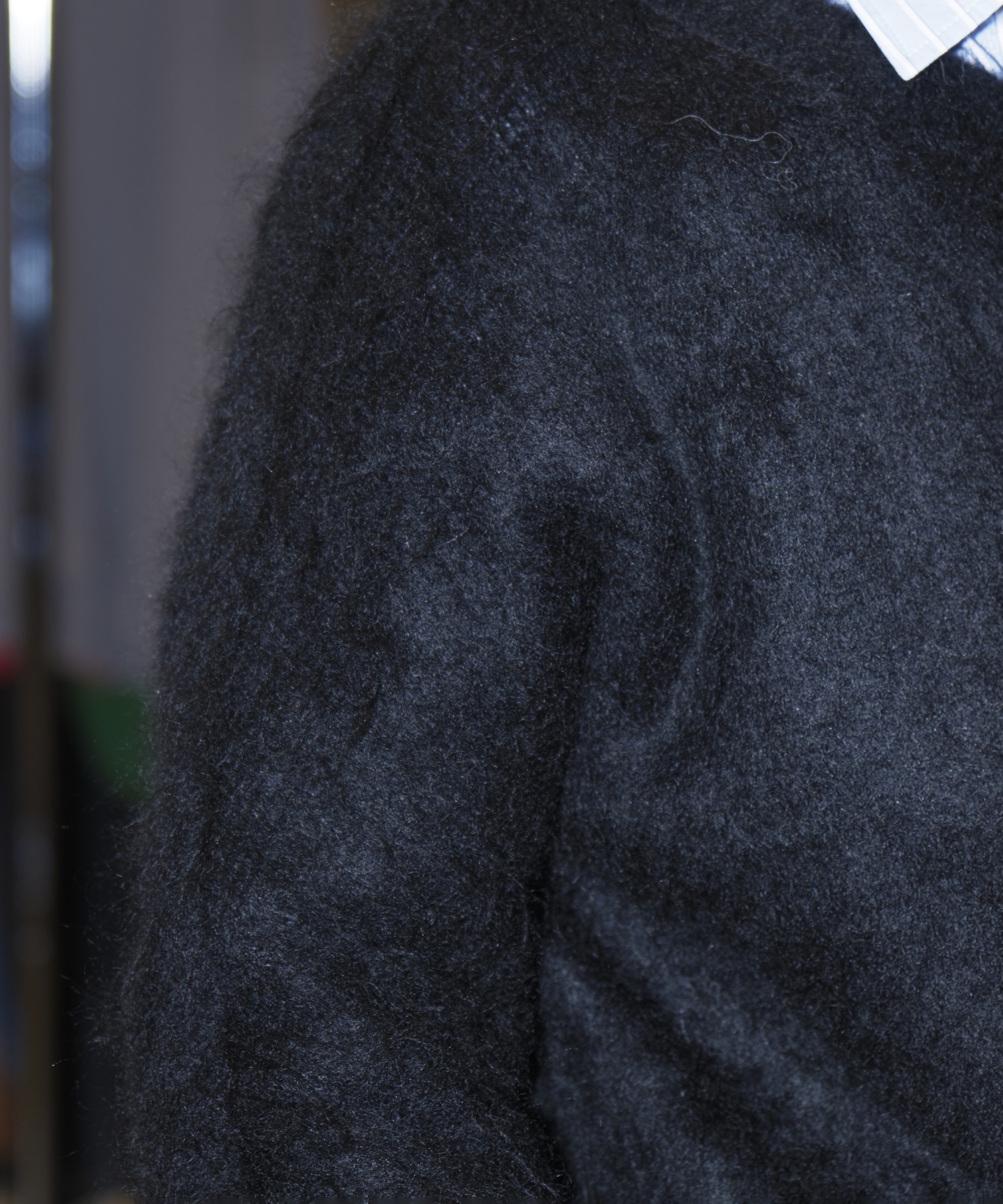 BRUSHED MOHAIR V-NECK SWEATER NVRFRGT