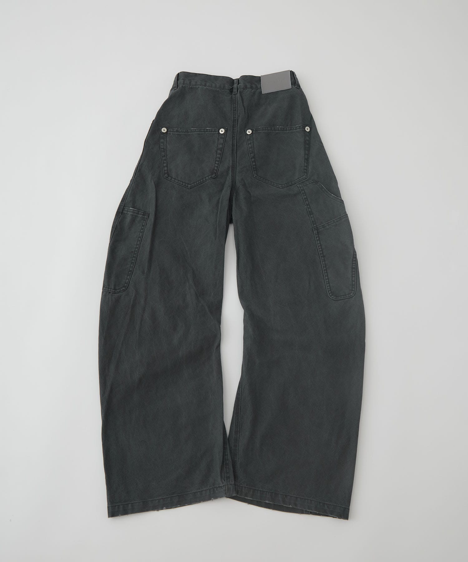 duck double knee curved leg pants CONZ