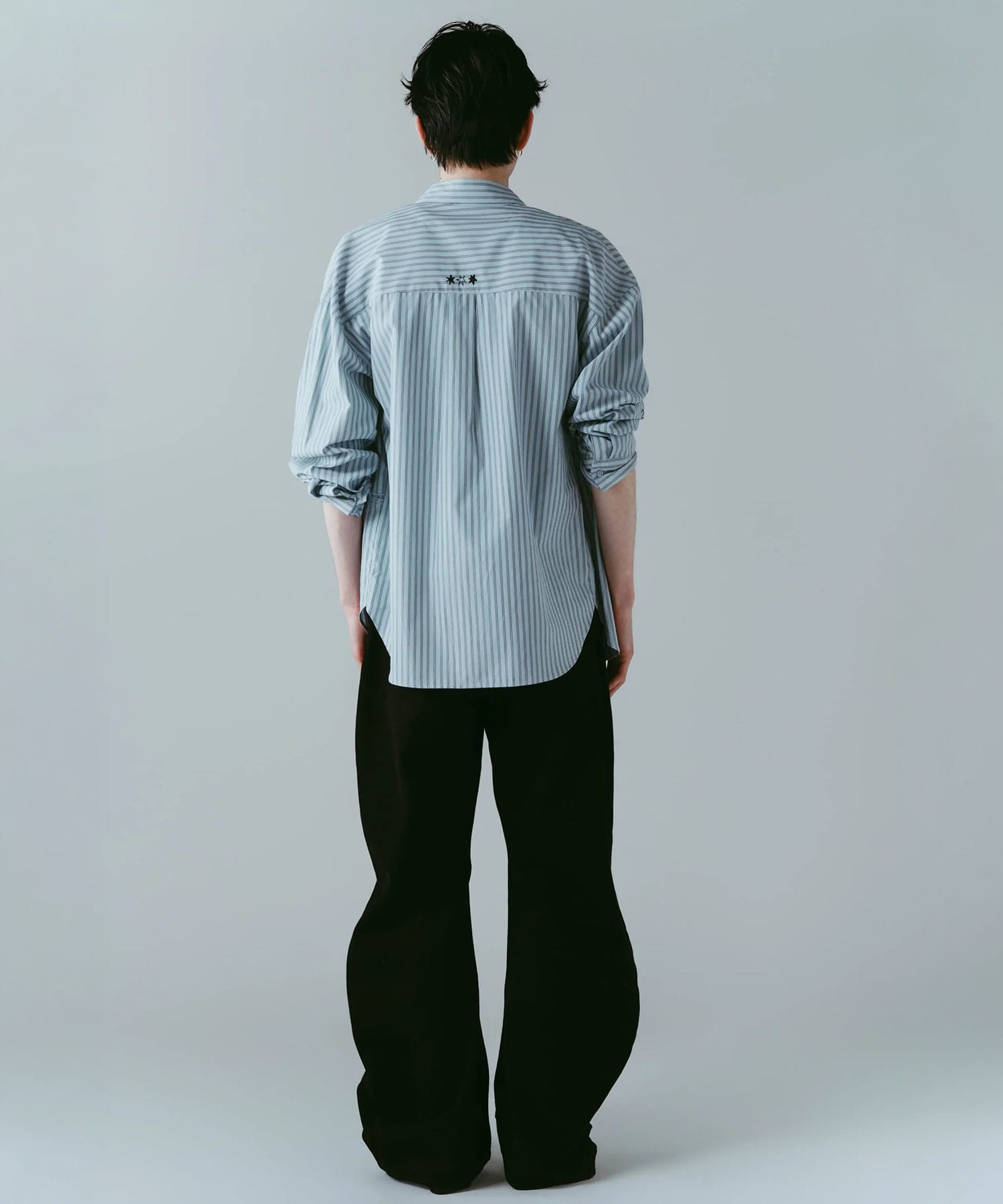 embroidered shirt(unisex) 