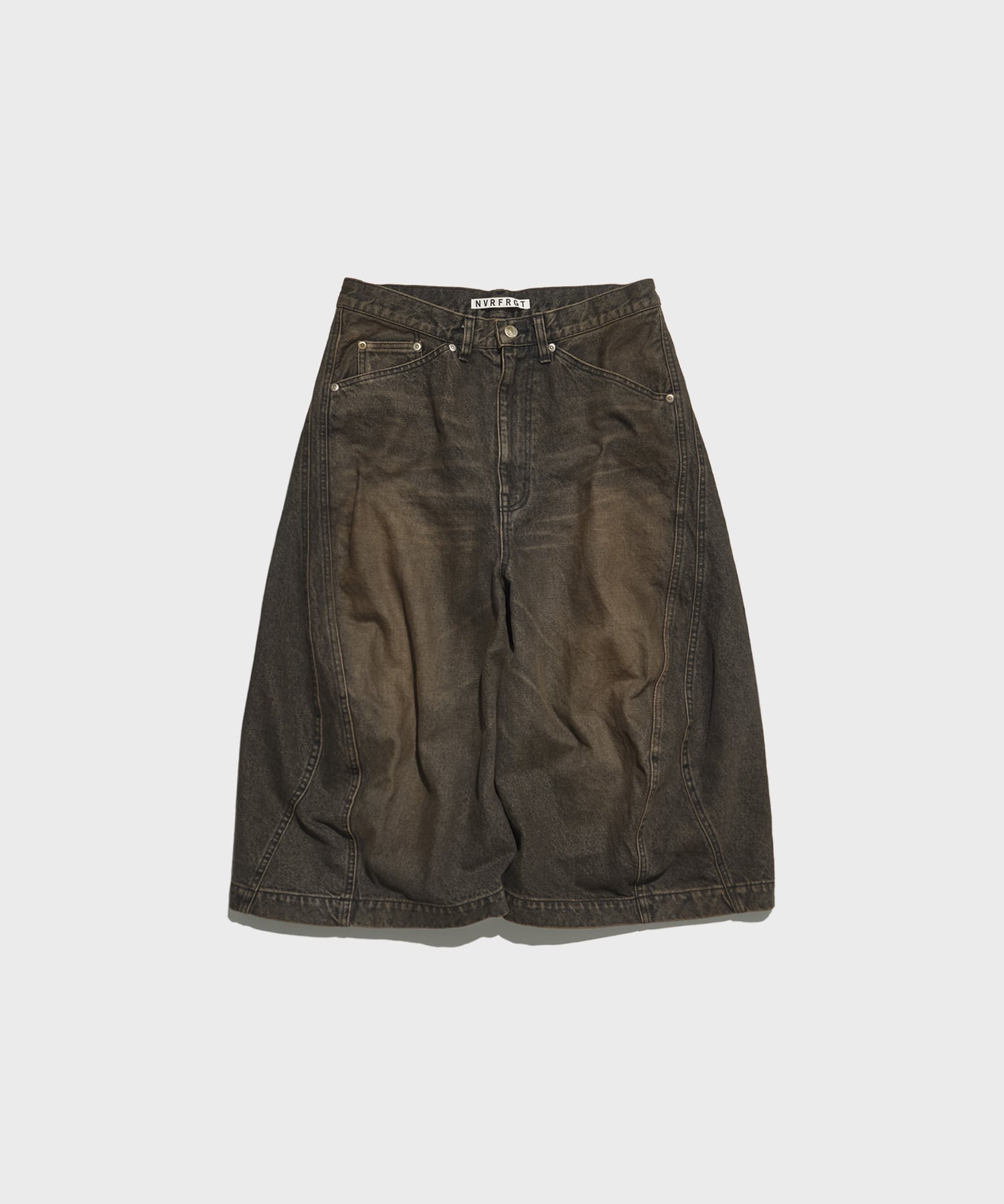 別注 3D TWISTED JORTS NVRFRGT
