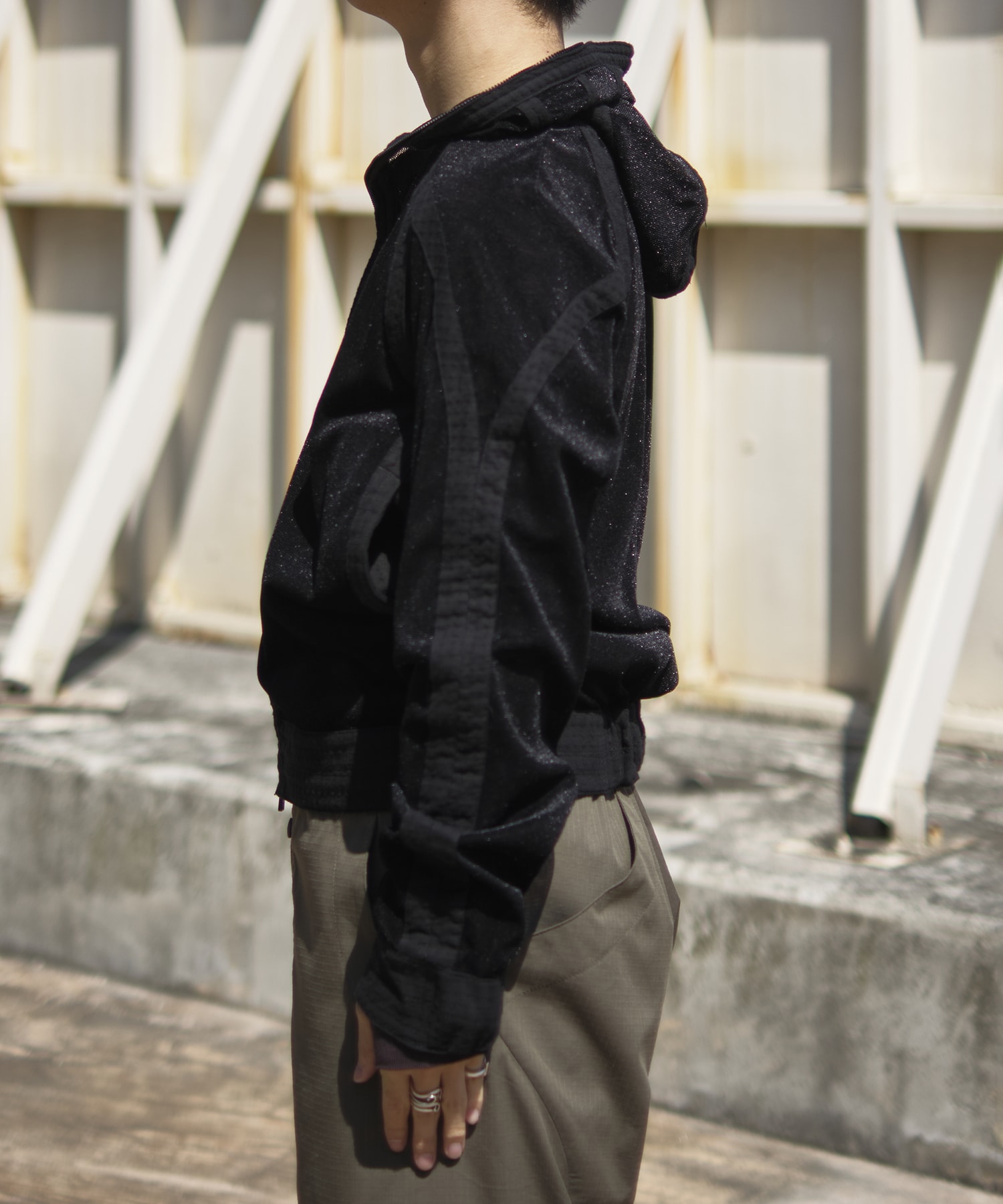MESH HOODIE 参 JIAN YE