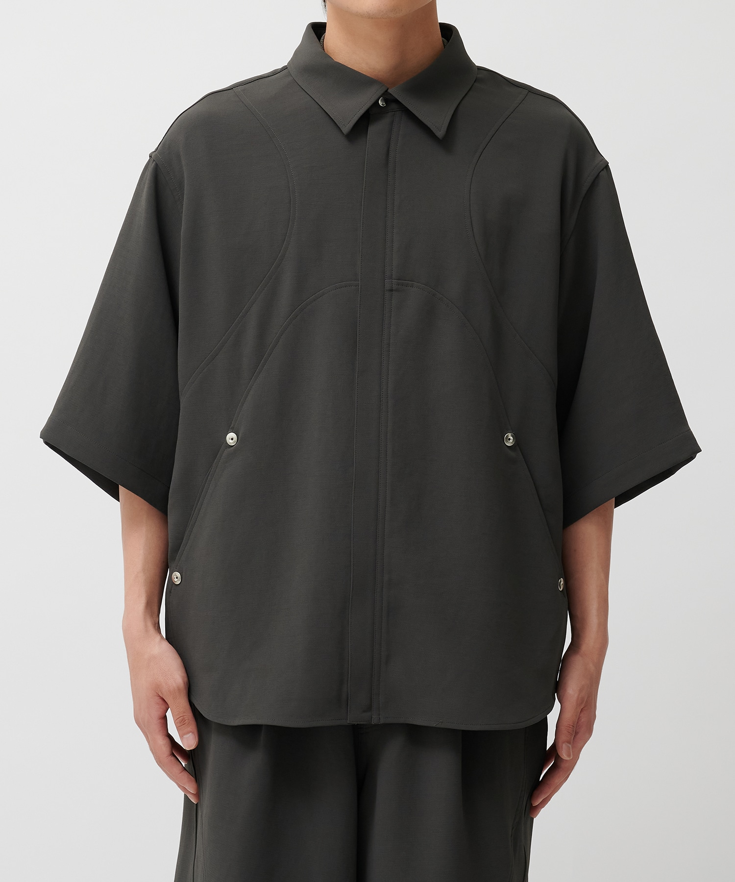 PANEL OVER ZIP SS SHIRT CONZ