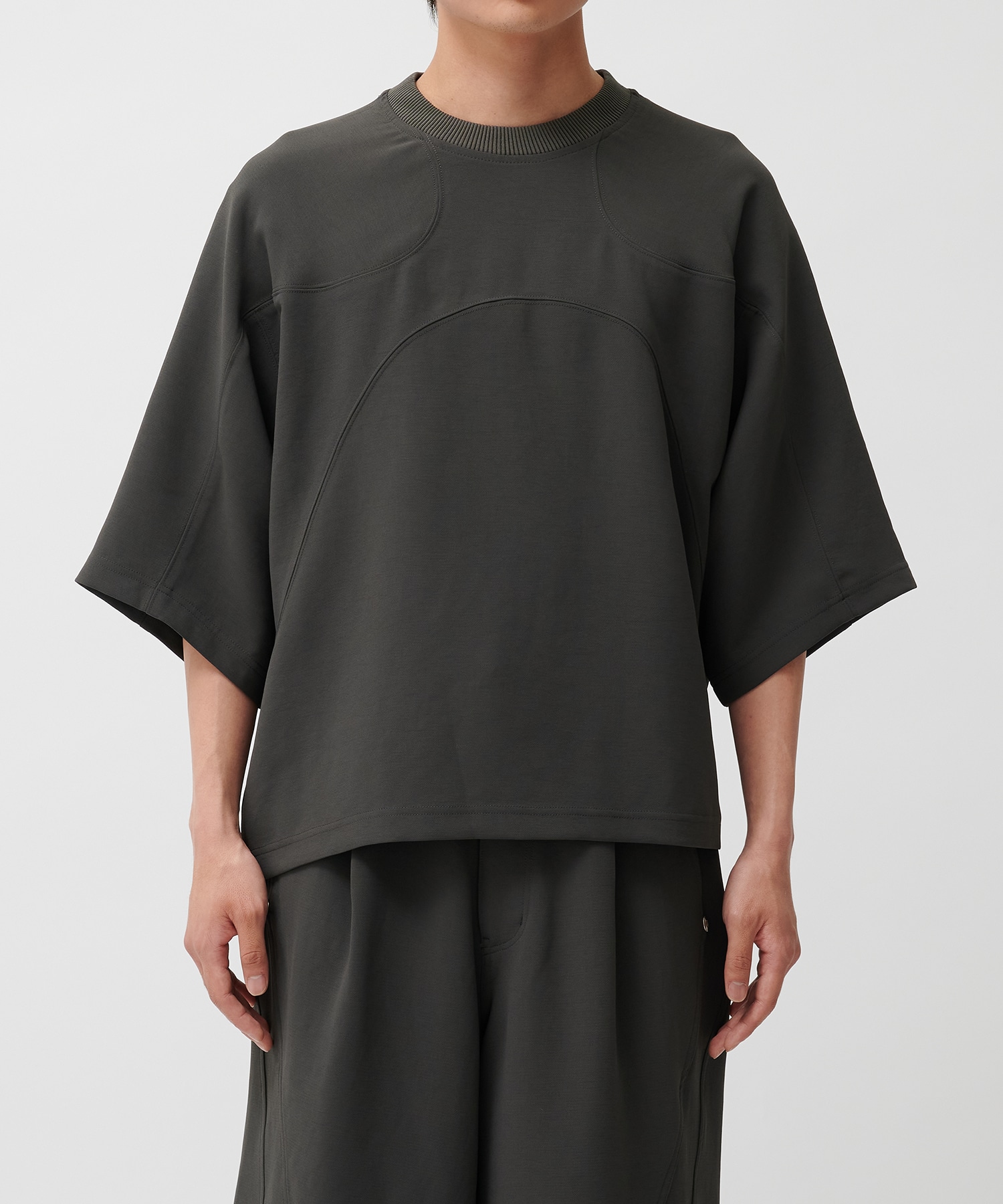 PANEL OVER CREW NECK TEE CONZ