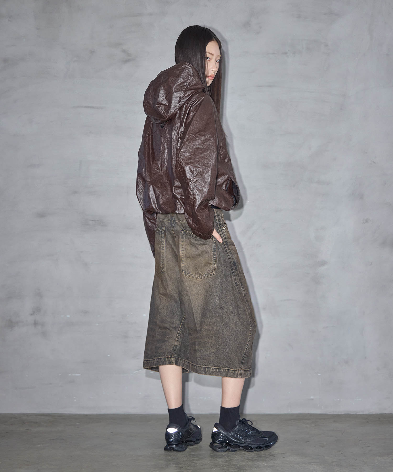別注 3D TWISTED JORTS NVRFRGT