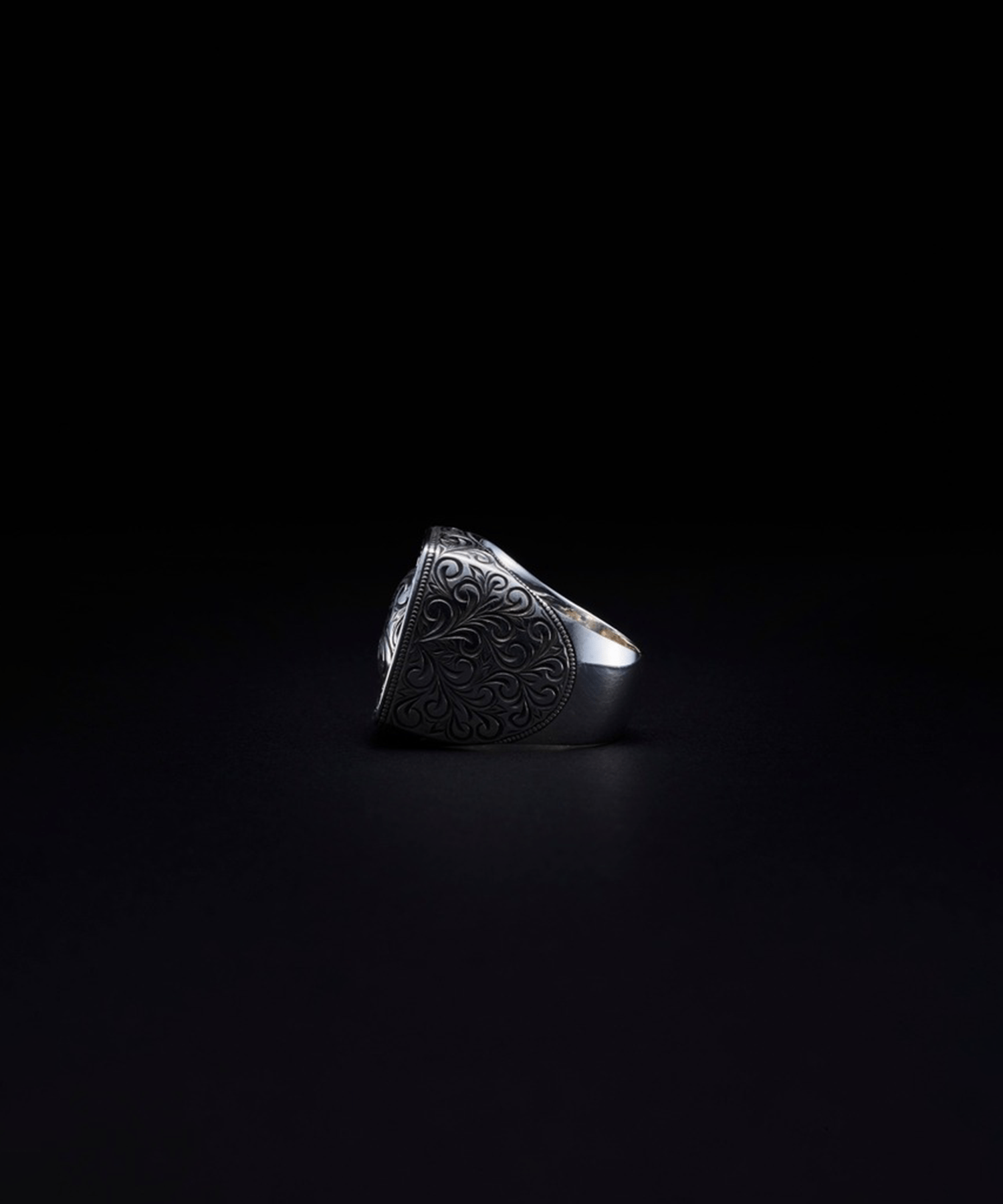 Engraved Mafia Ring Antidote BUYERS CLUB