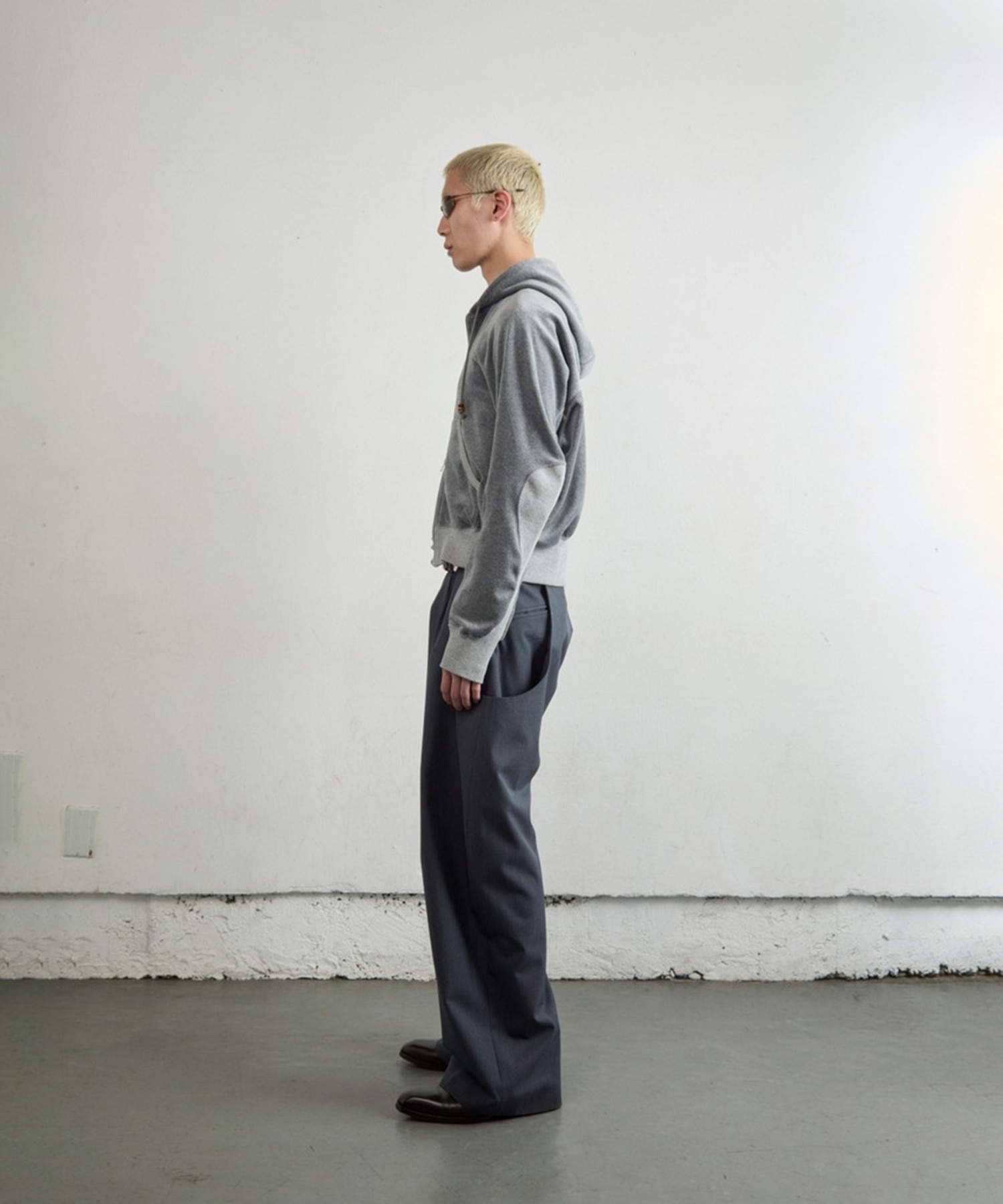 VELOUR ZIP UP HOODIE NVRFRGT