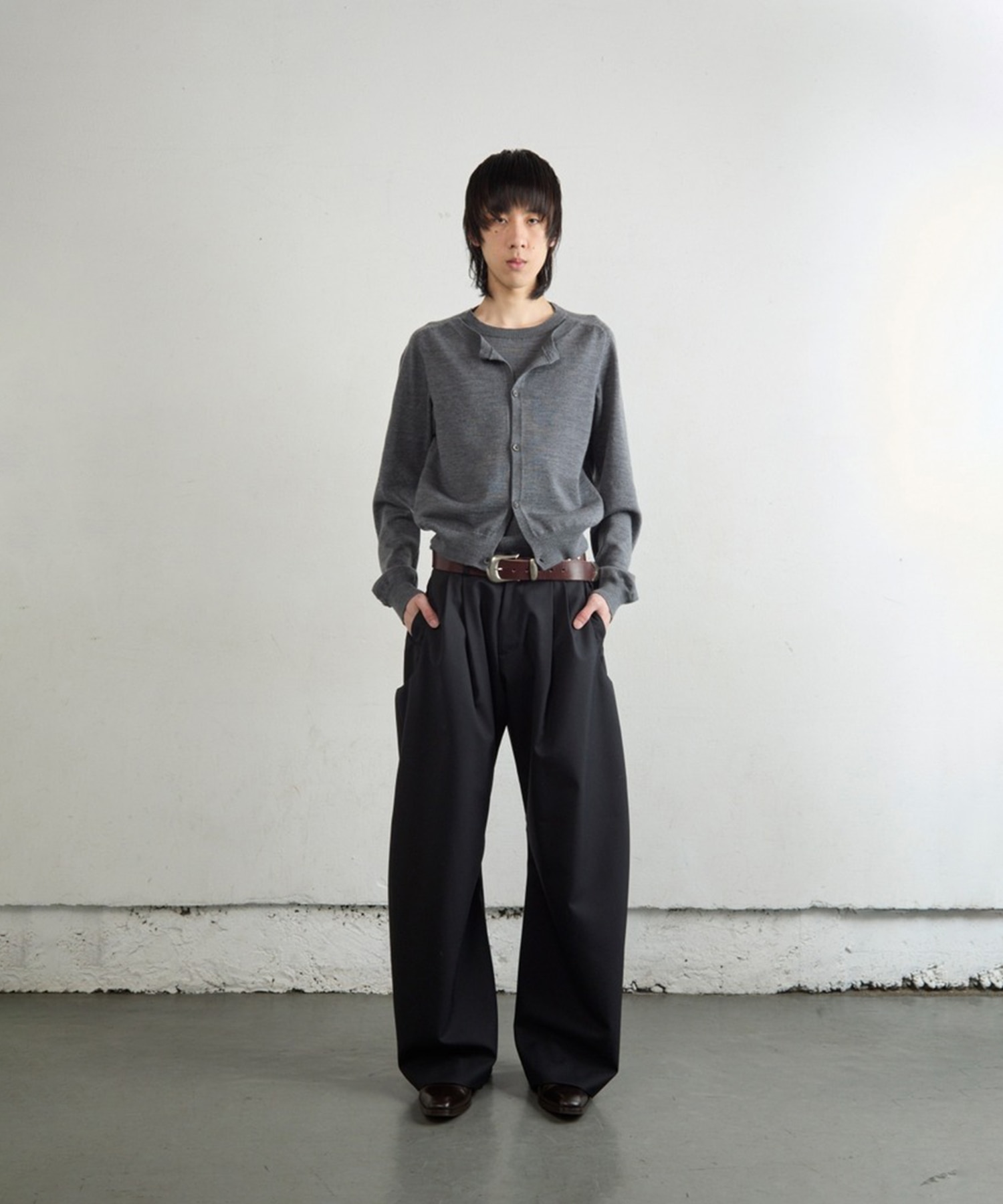 CURVED LEG UTILITY TROUSERS NVRFRGT
