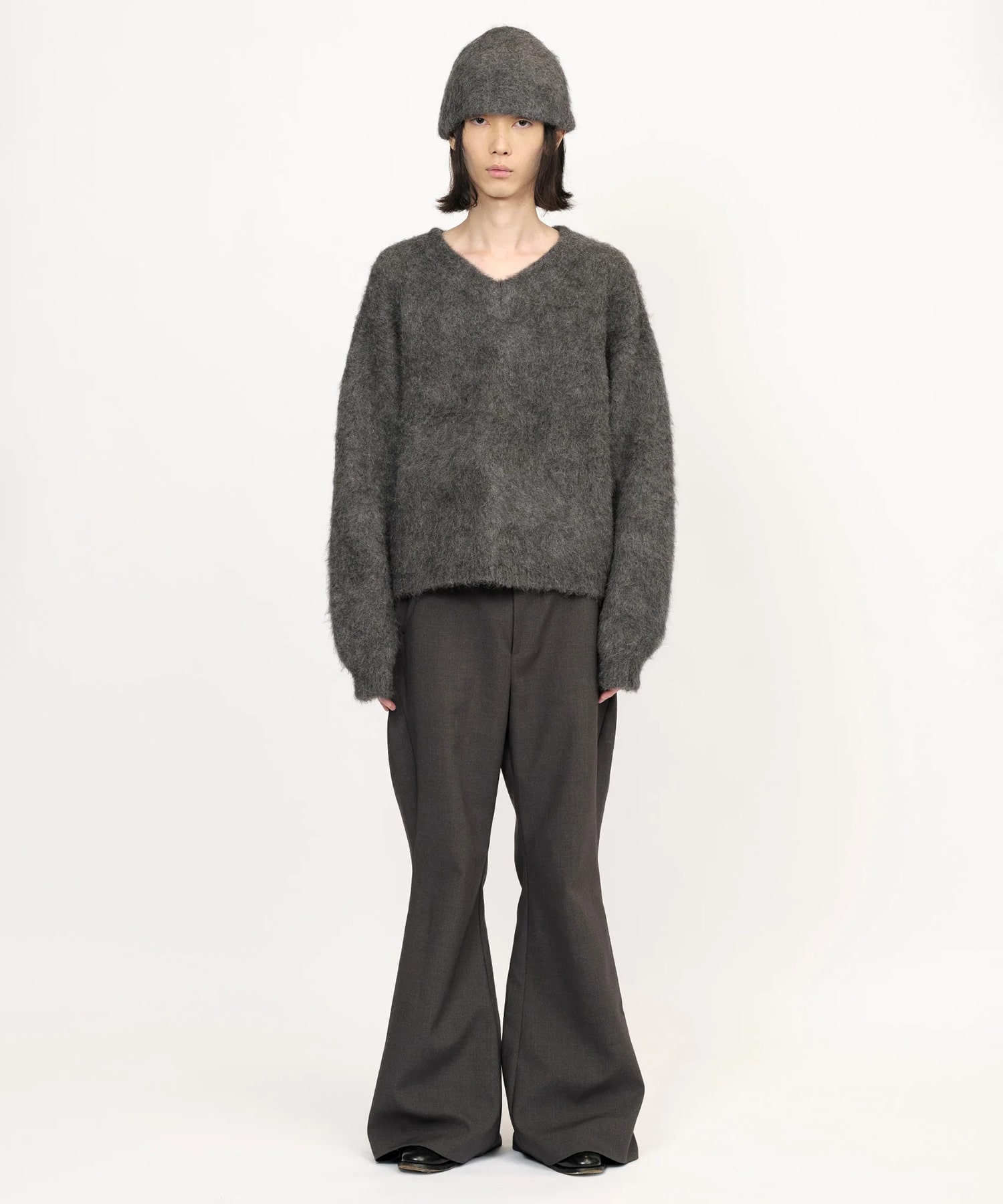 ALPACA V-NECK KNIT SWEATER GOAT ESSENCE