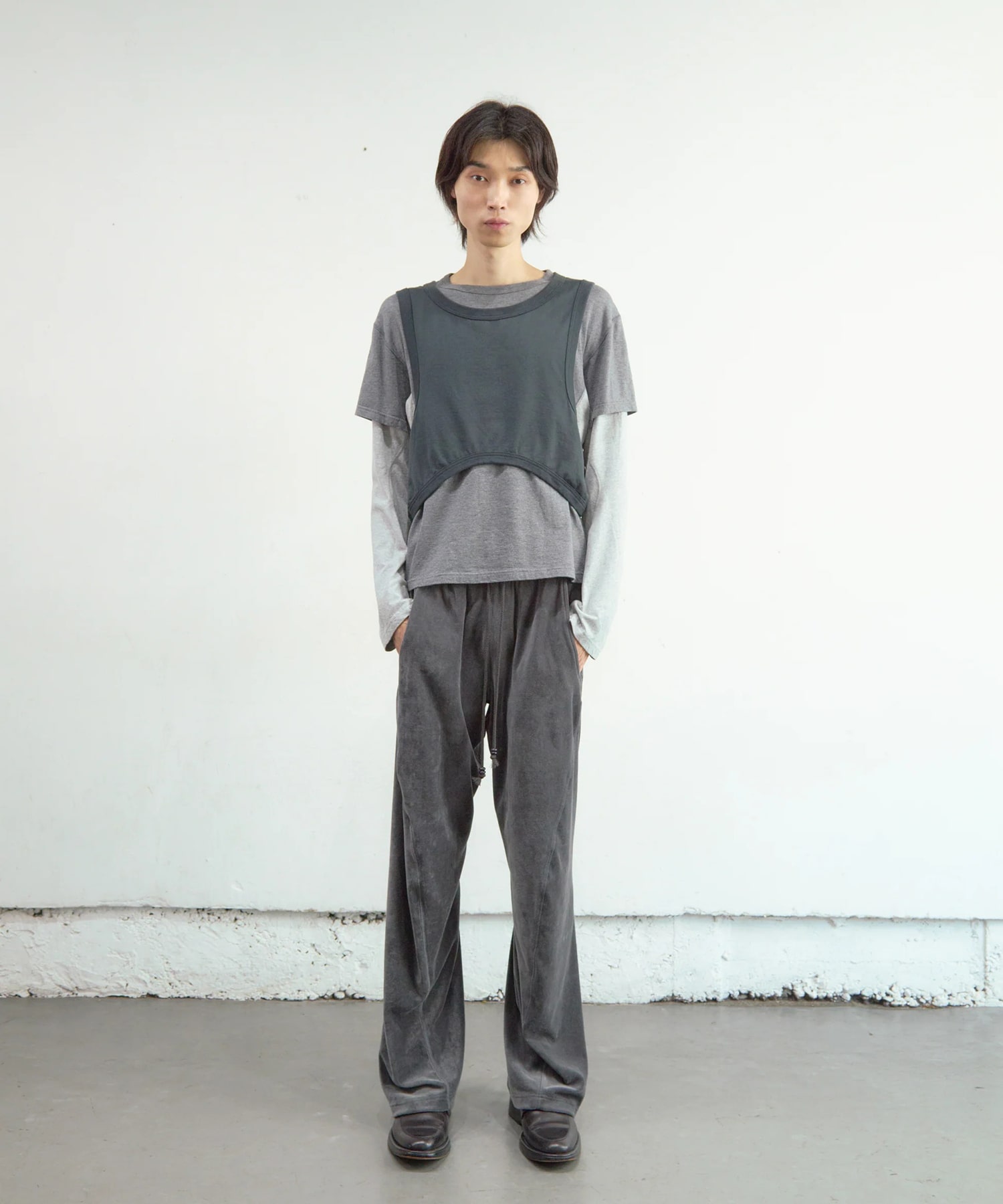 PANELLED MULTI LAYERD T-SHIRT NVRFRGT