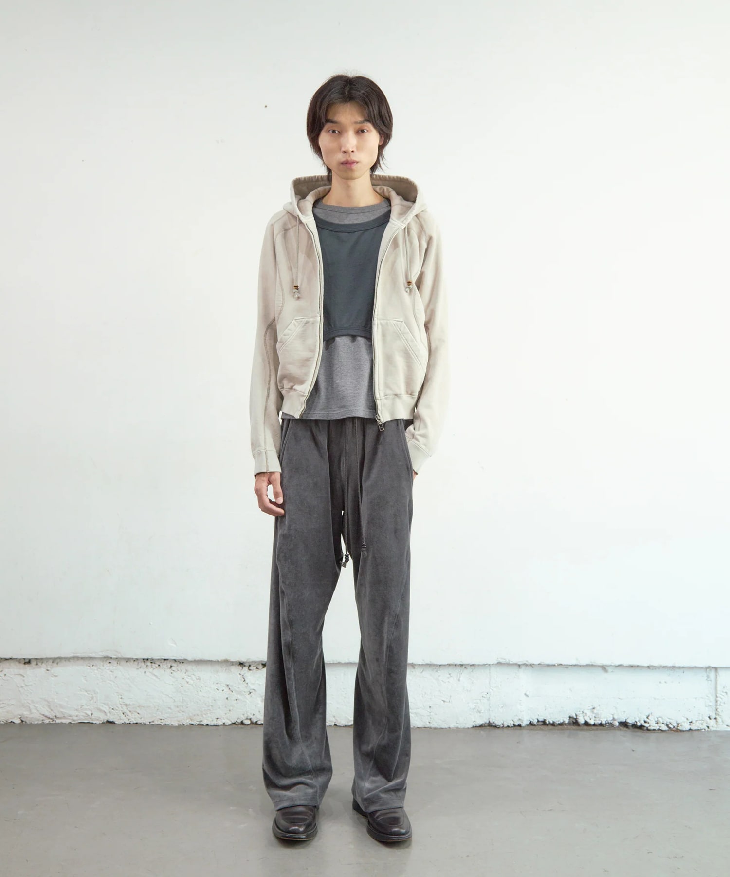 PANELED ZIP UP HOODIE NVRFRGT