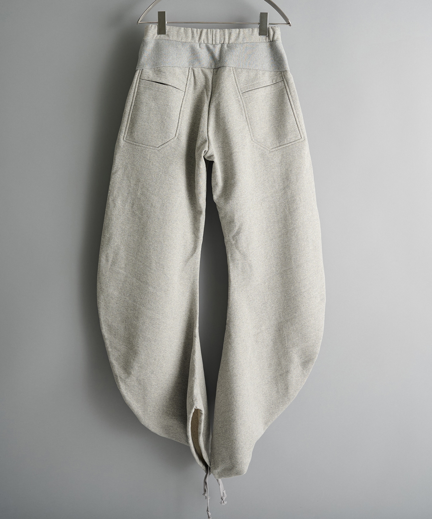 Twist Sweat Pants  OPPOSE DUALITY