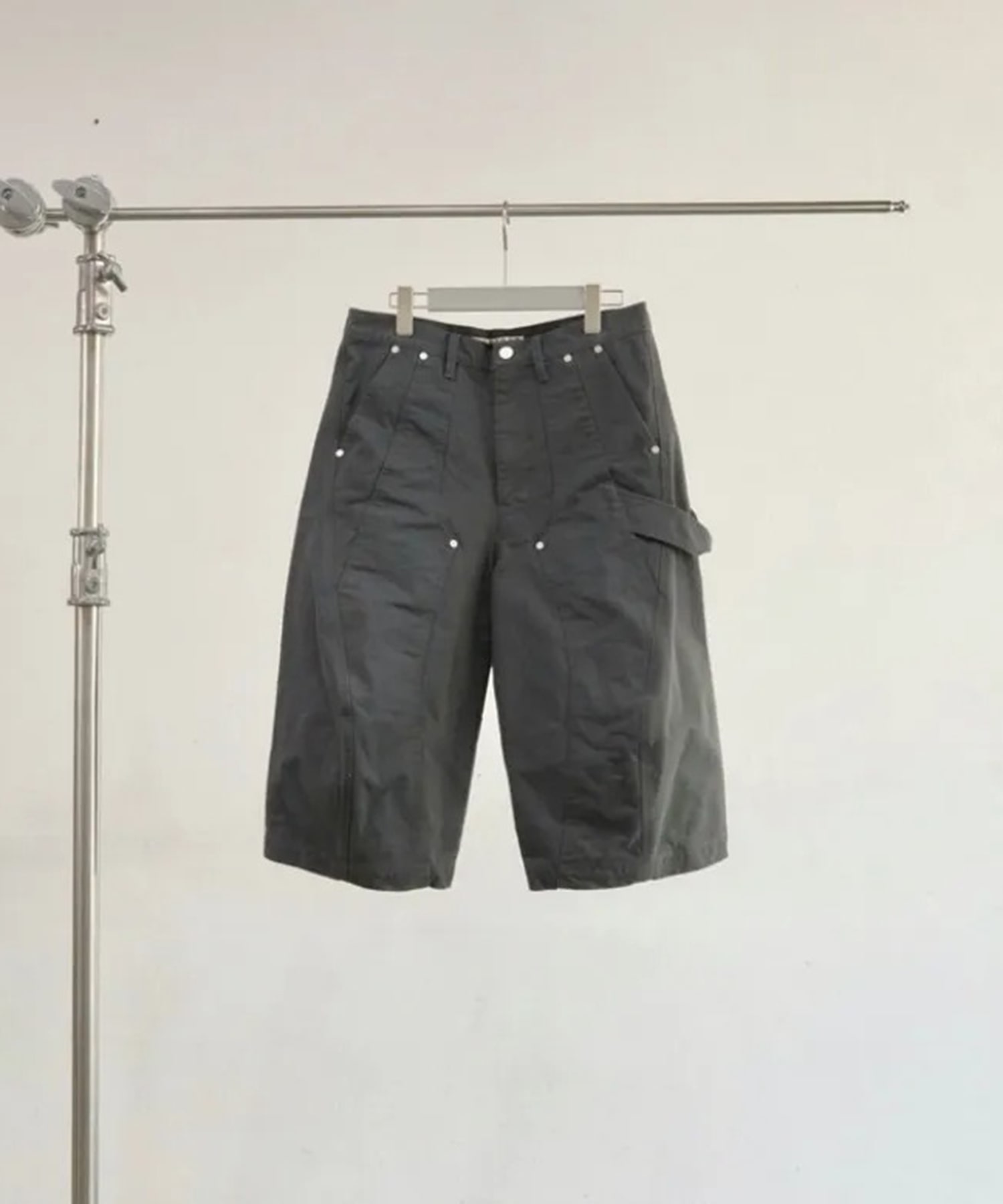 CURVED LEG DOUBLE KNEE WORK SHORT PANTS NVRFRGT
