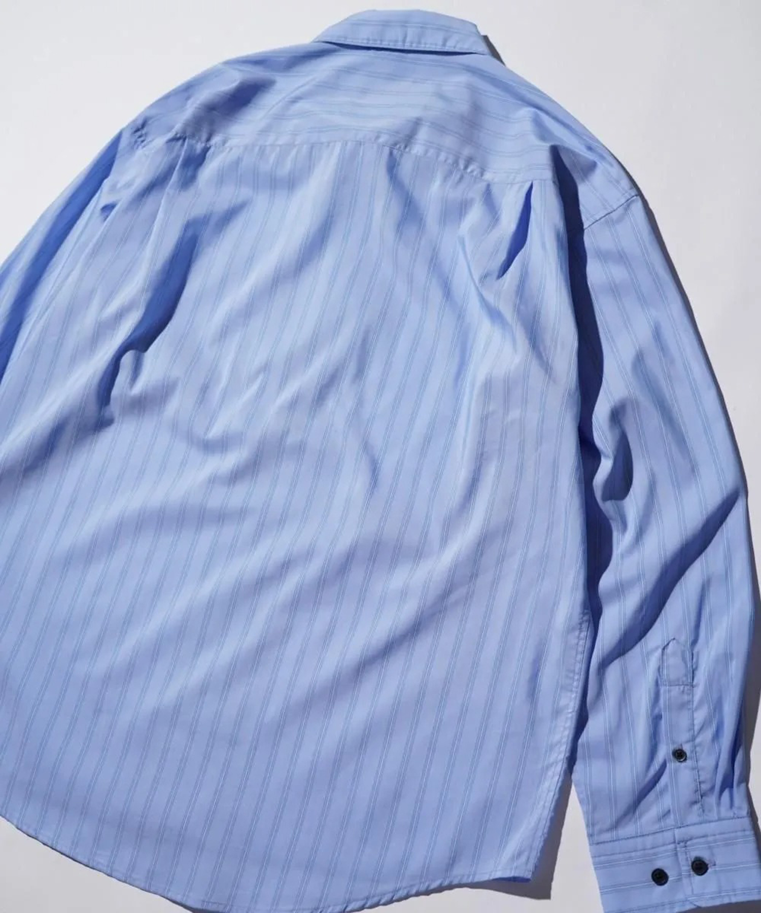 FLOATING HEART SHIRT PHINGERIN