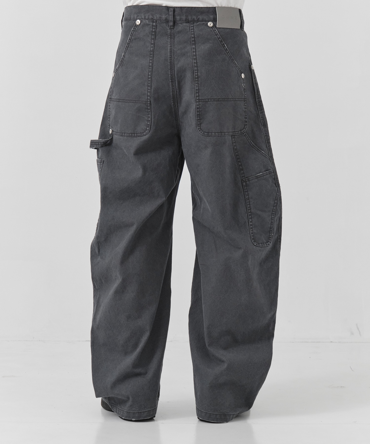 duck double knee curved leg pants CONZ