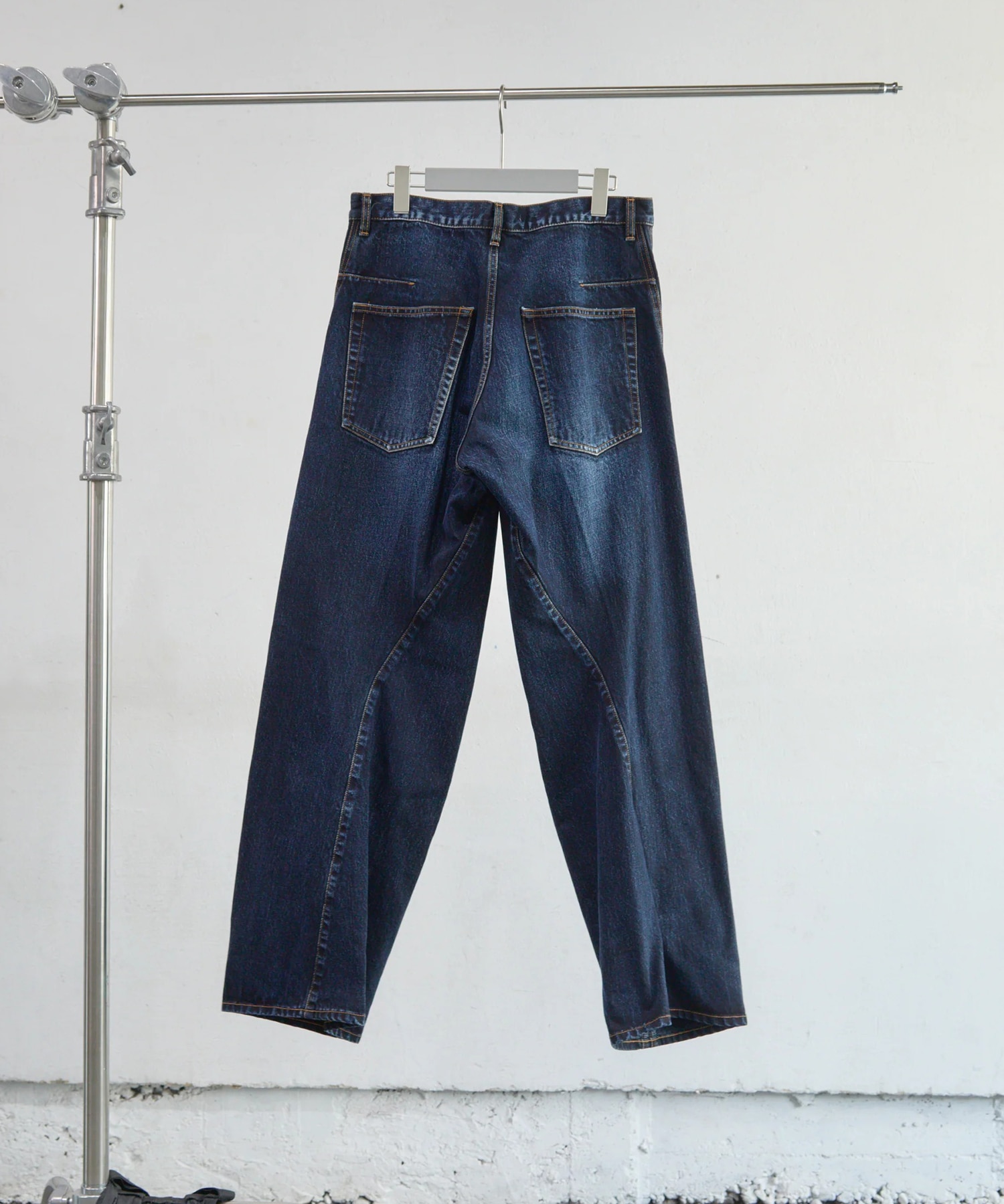 3D TWISTED WIDE LEG JEANS 