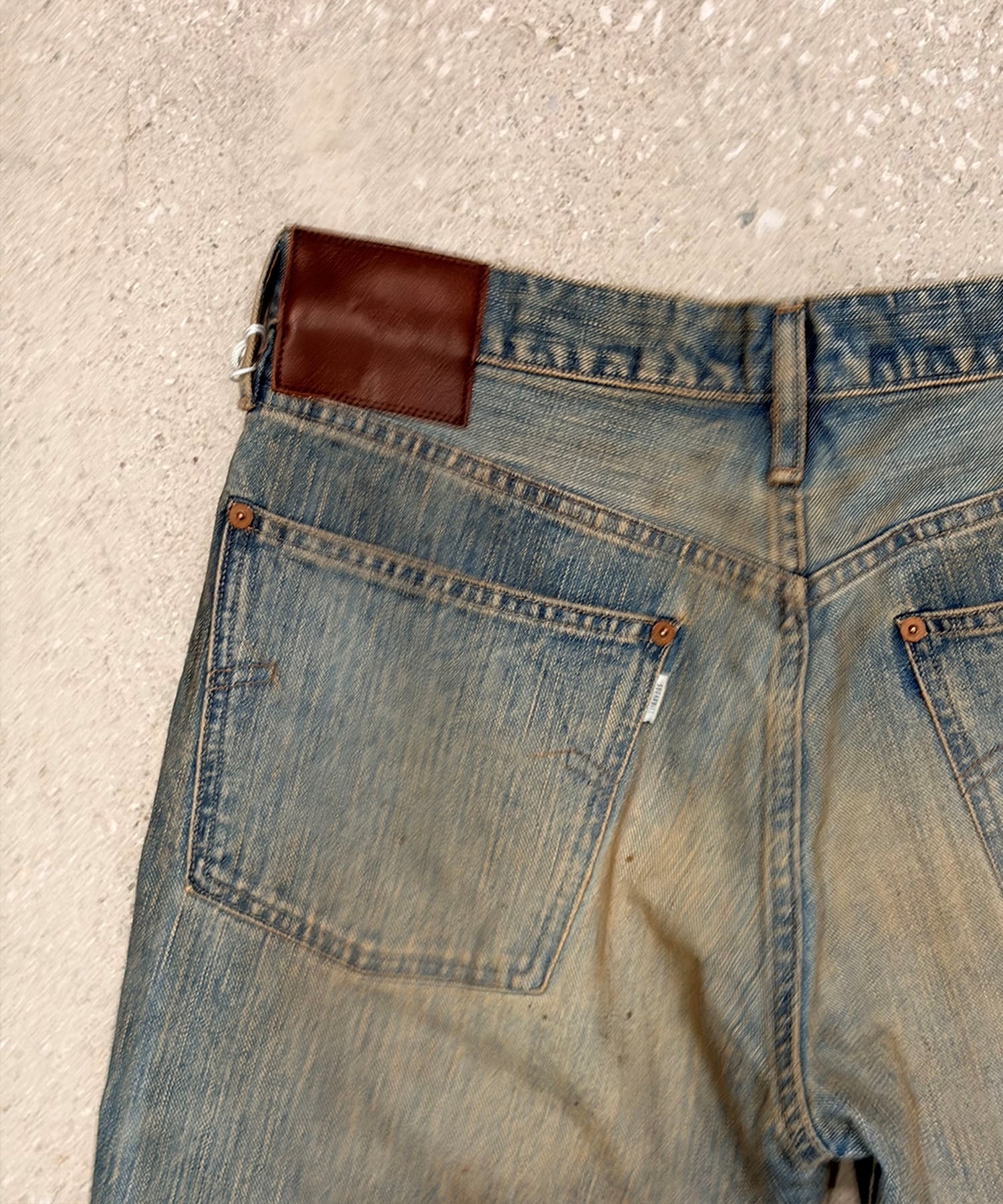 FADED MODERN DENIM PANTS FLARED CUT SUGARHILL