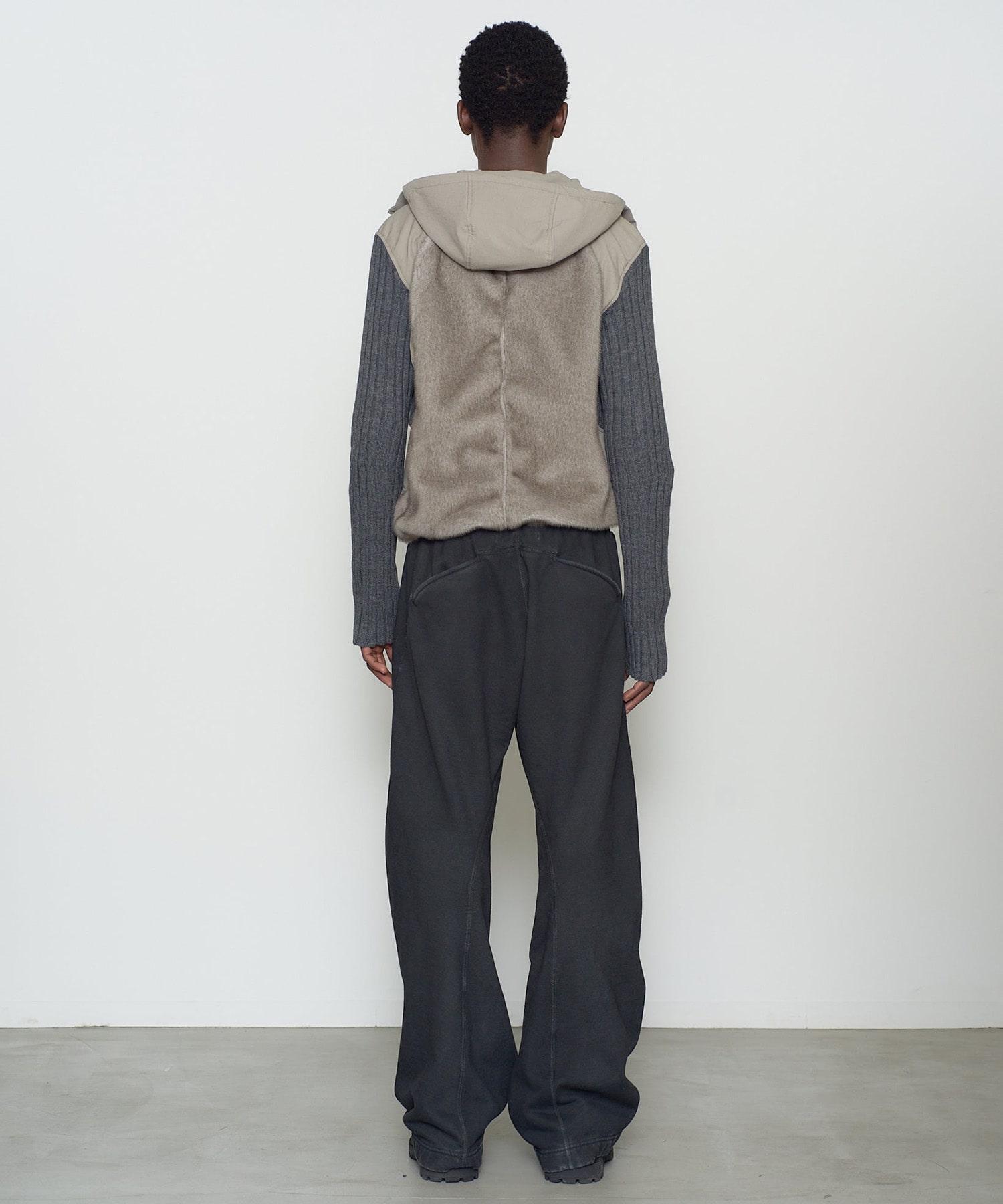 KNITTED SLEEVE PANELLED ZIP UP HOODED JACKET NVRFRGT