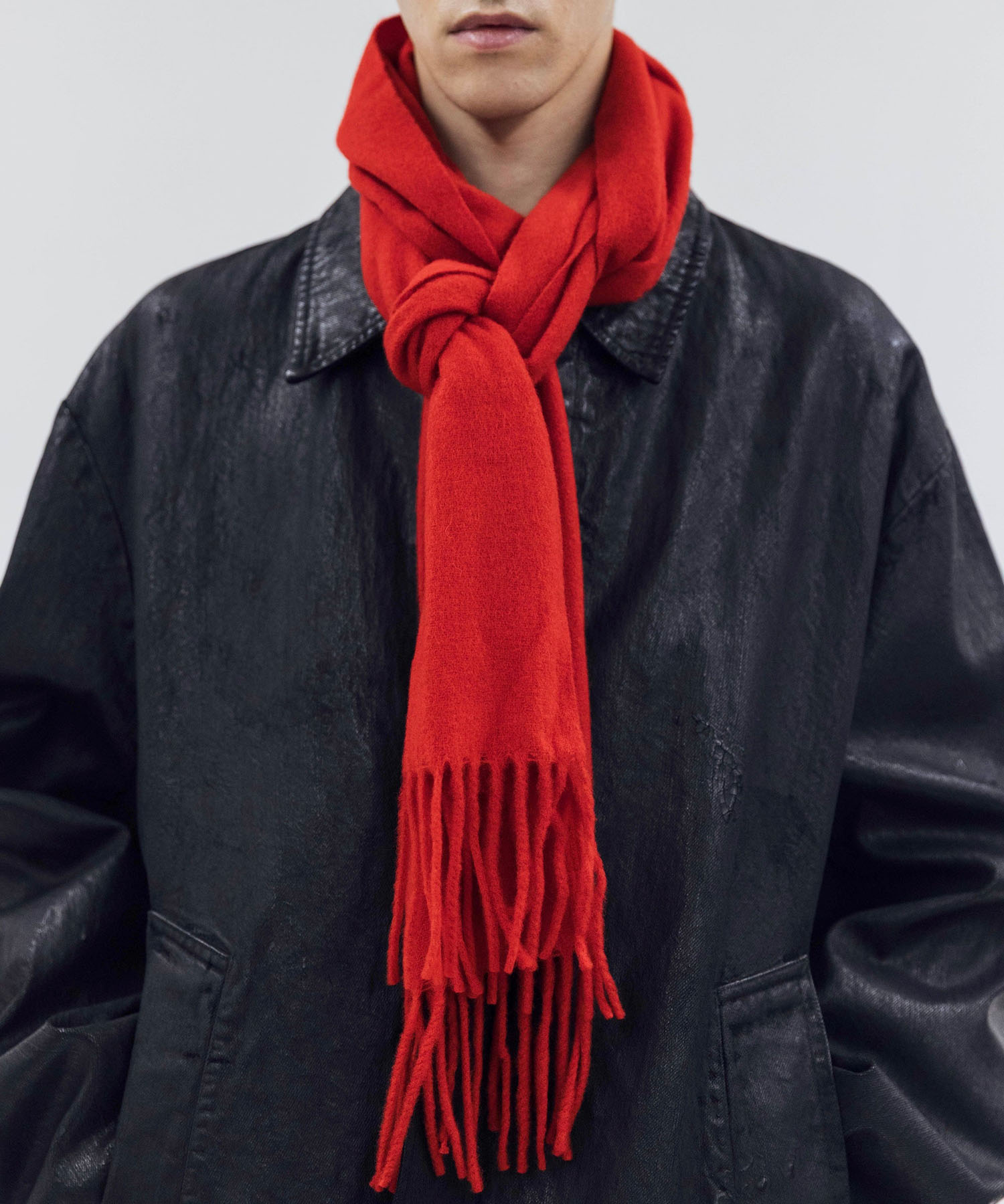 OFFICE SCARF OUAT