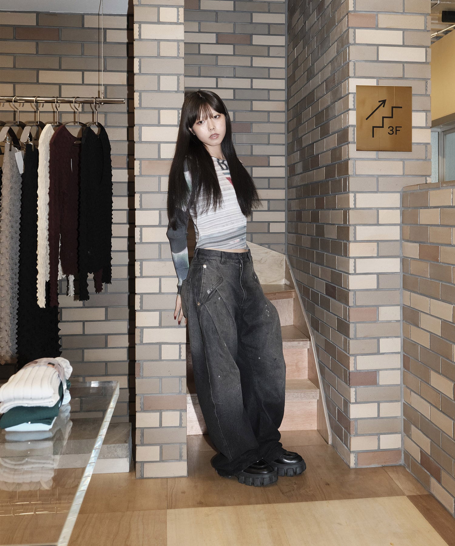 DARK WASH CURVED DENIM CONZ