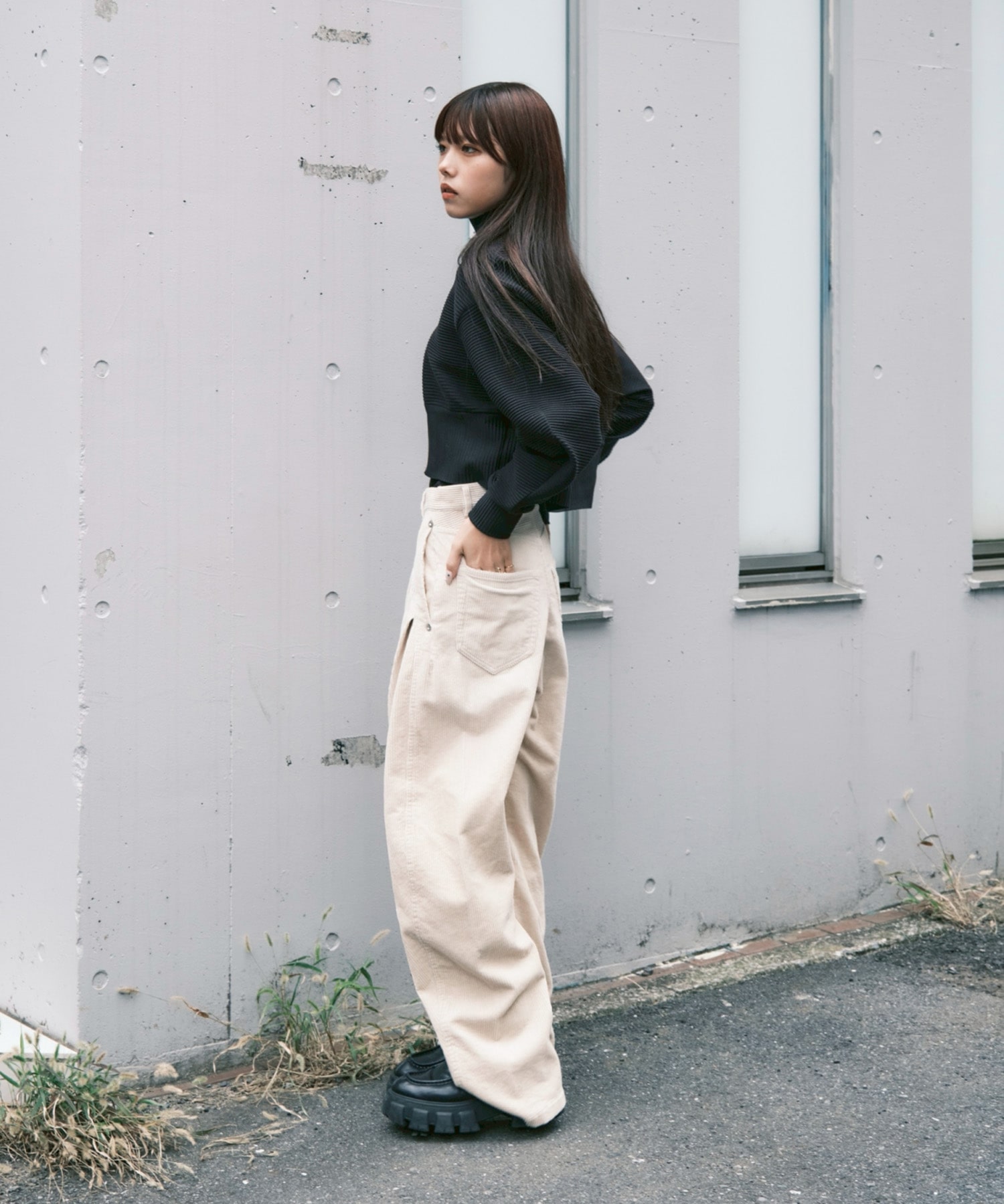 CORDUROY BLAST PAINT CURVED LEG PANTS CONZ