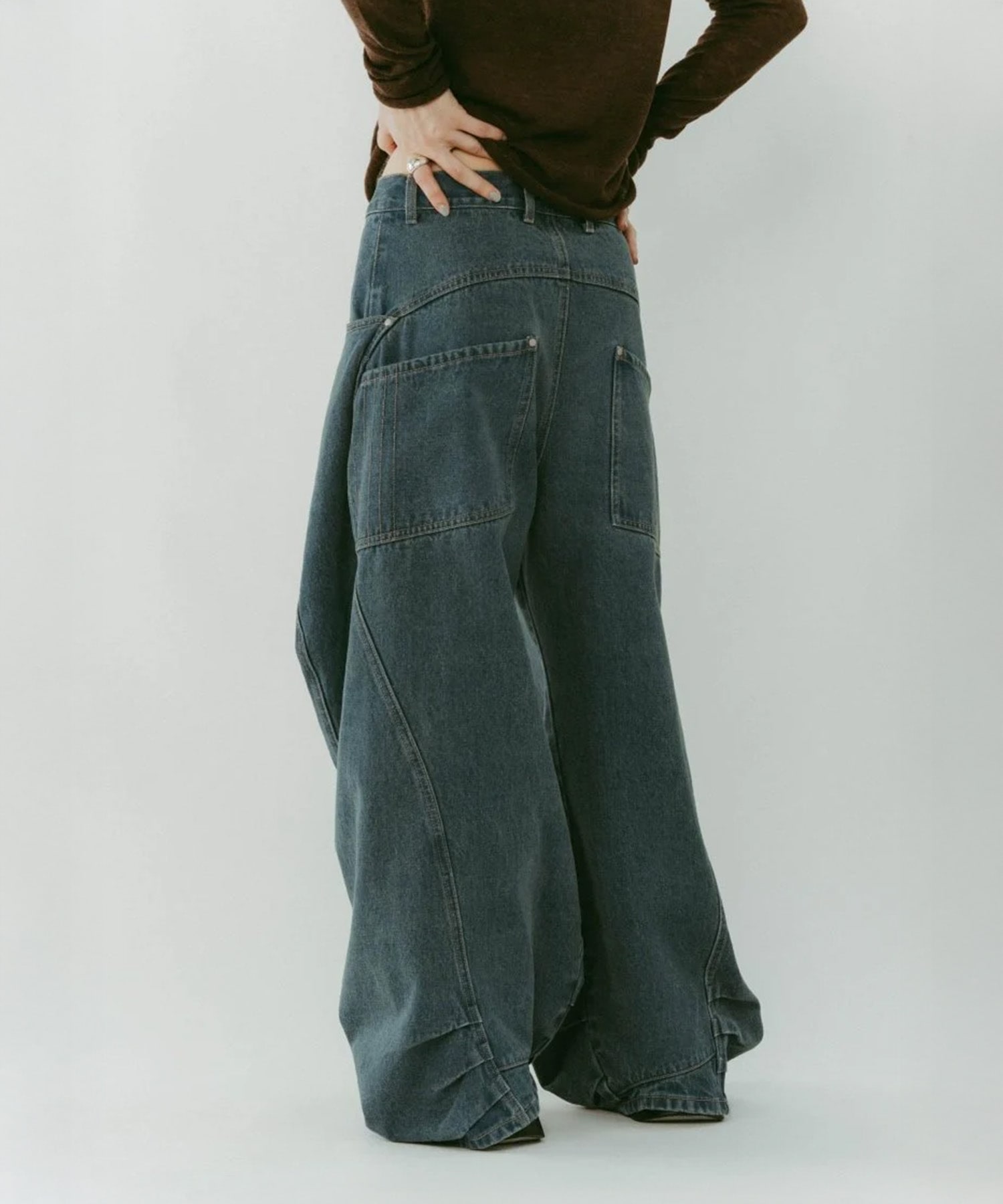 tuck design denim pants Knuth Marf
