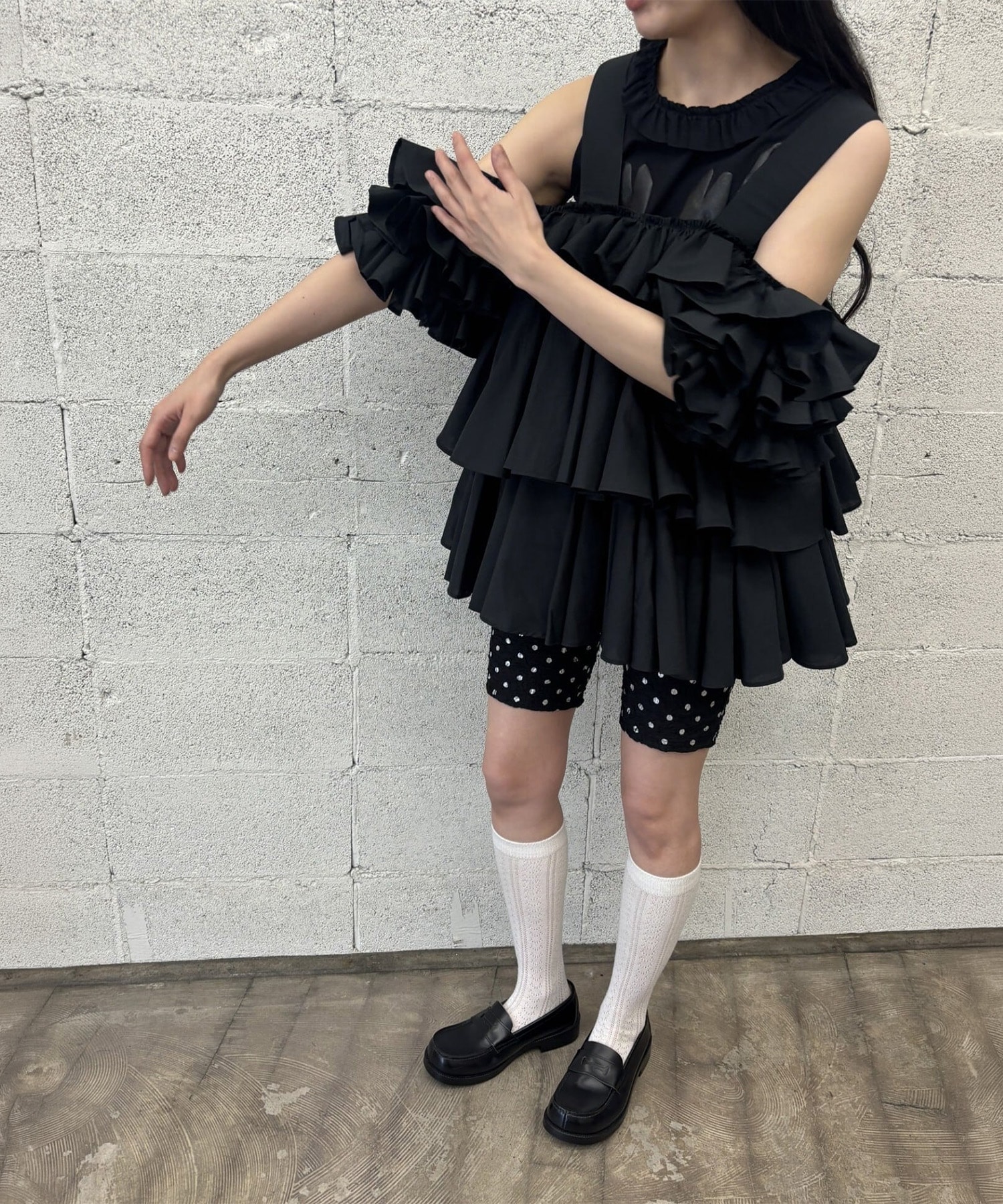 Volume camisole blouse naokitomizuka