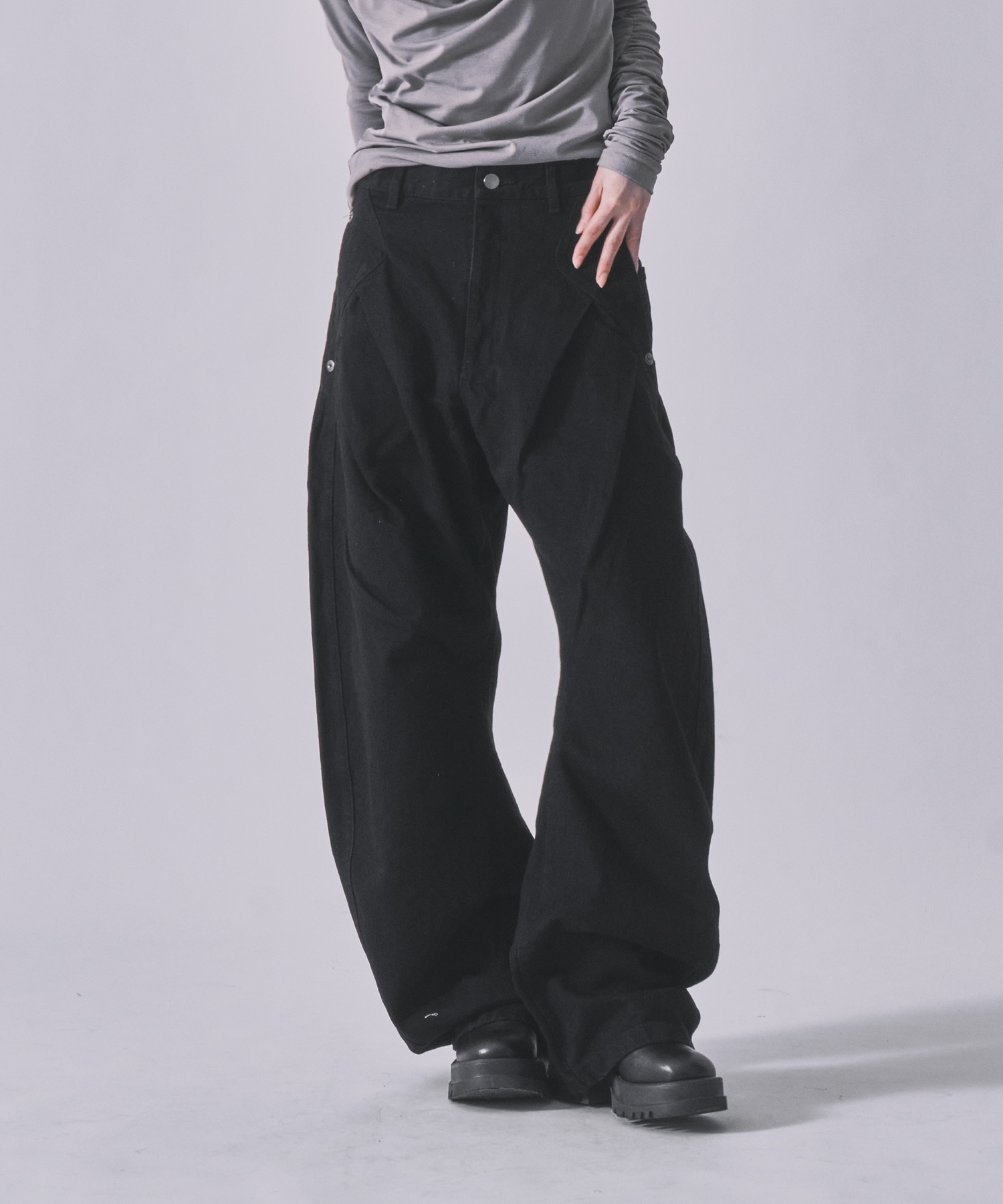 all black curve denim CONZ