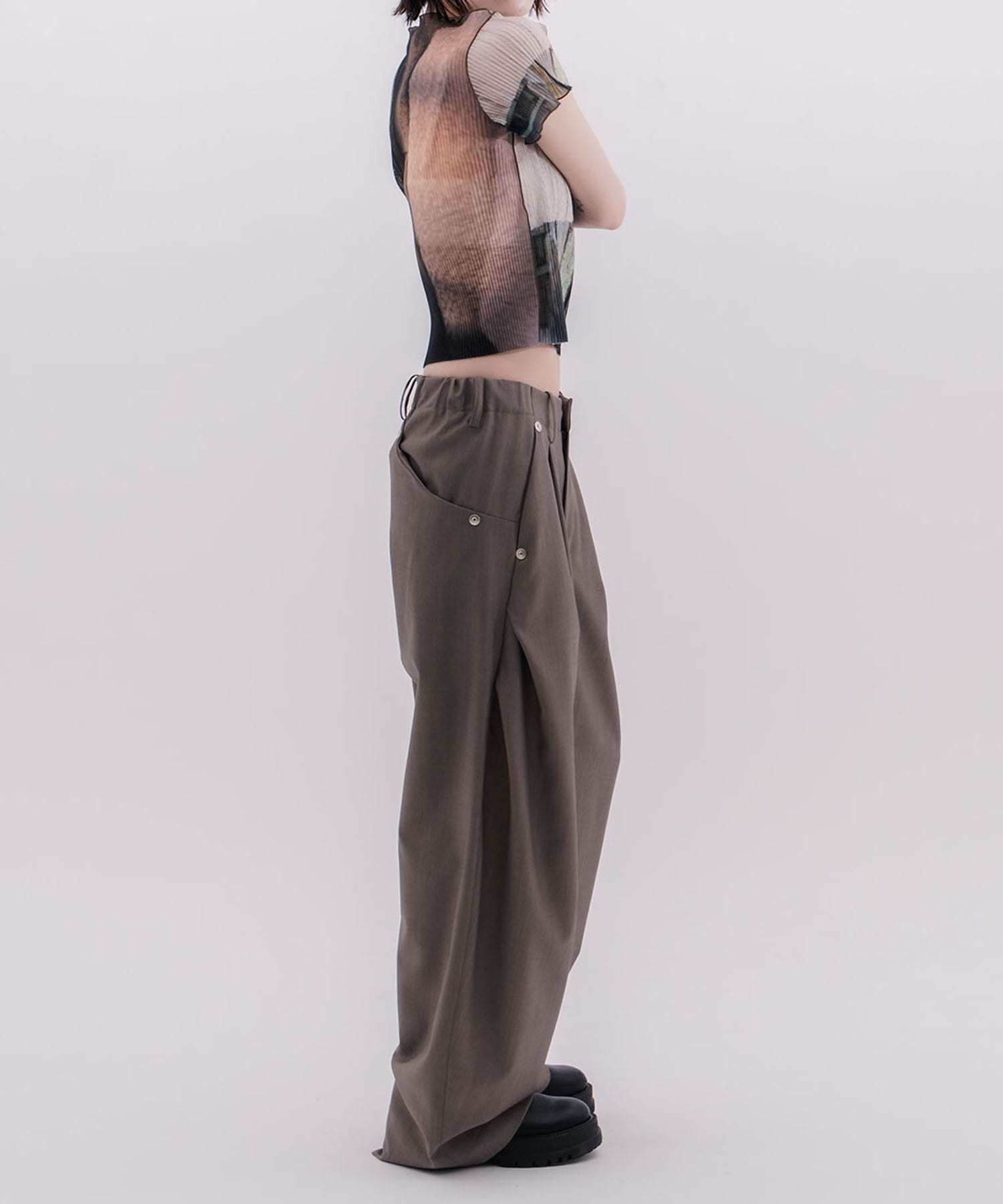 curve leg trousers CONZ