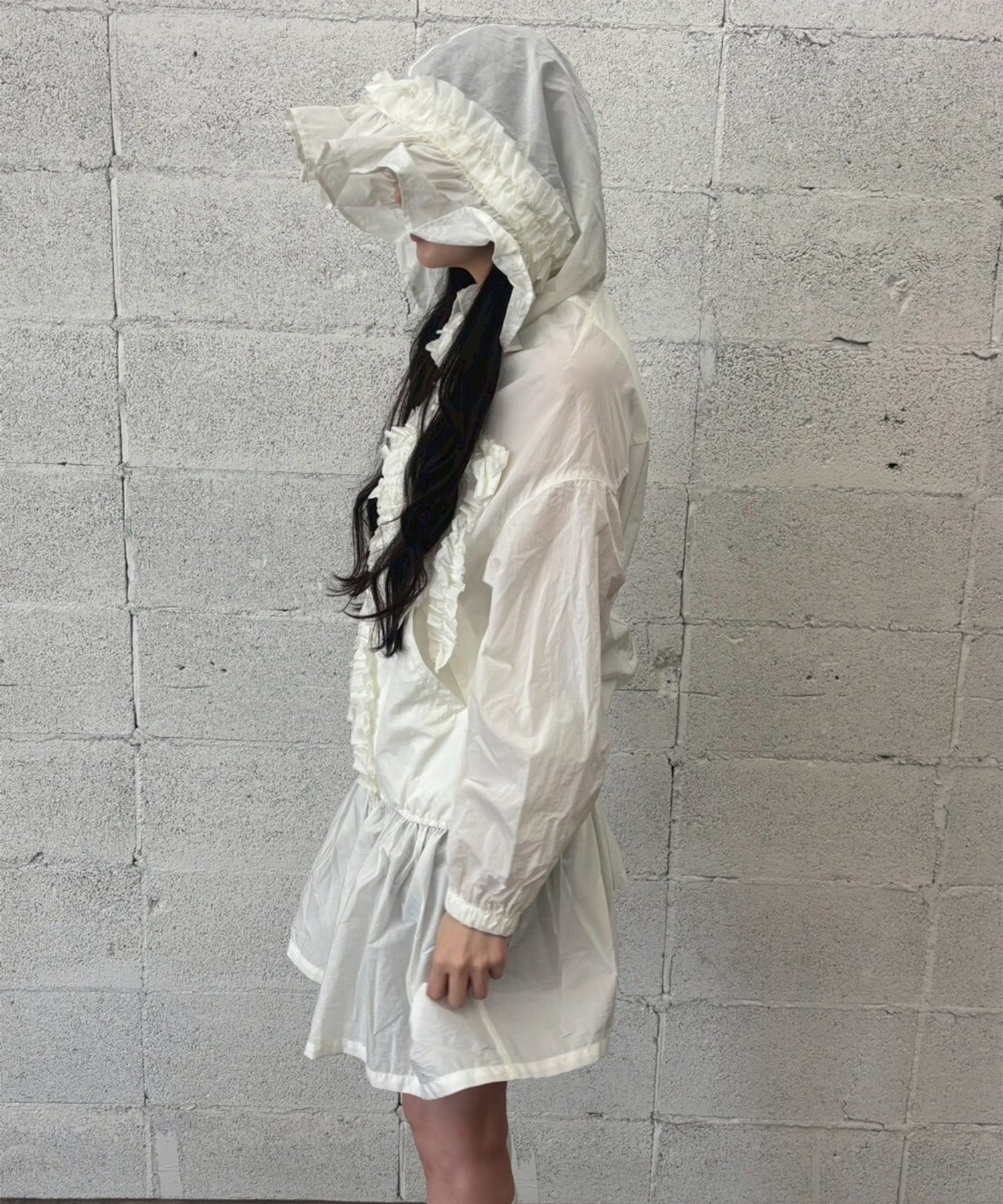 Nylon frilled mountain parka naokitomizuka