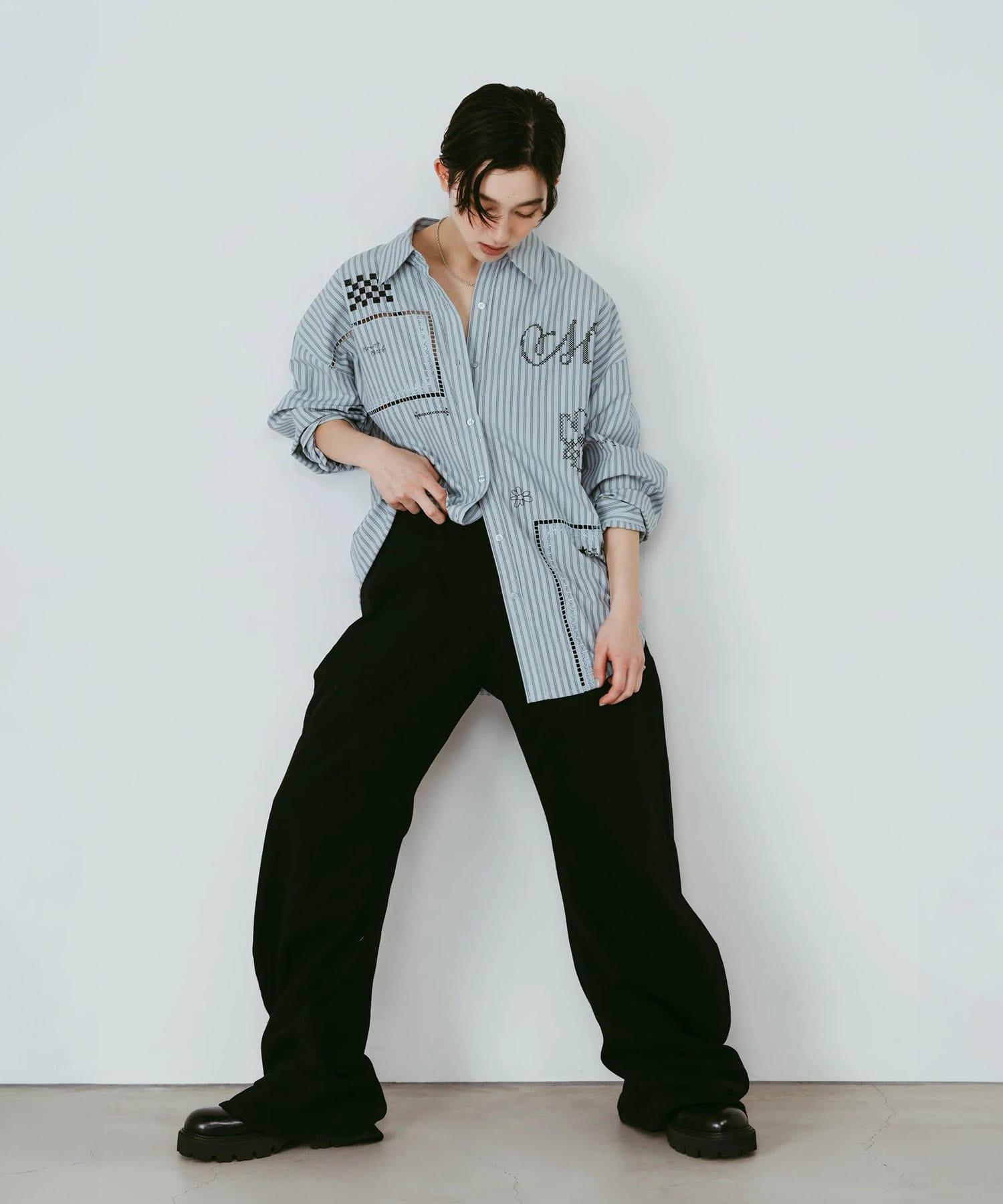 embroidered shirt(unisex) 