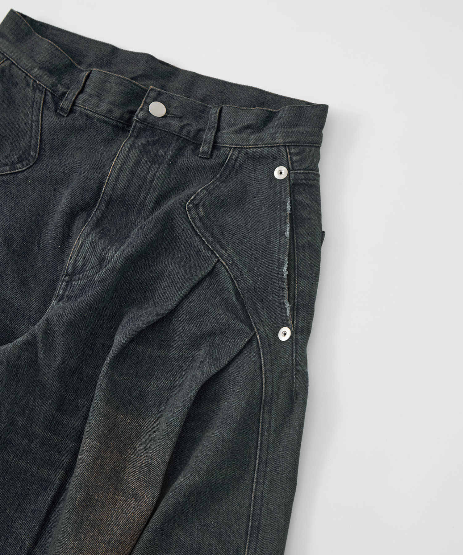 over dye curved denim CONZ