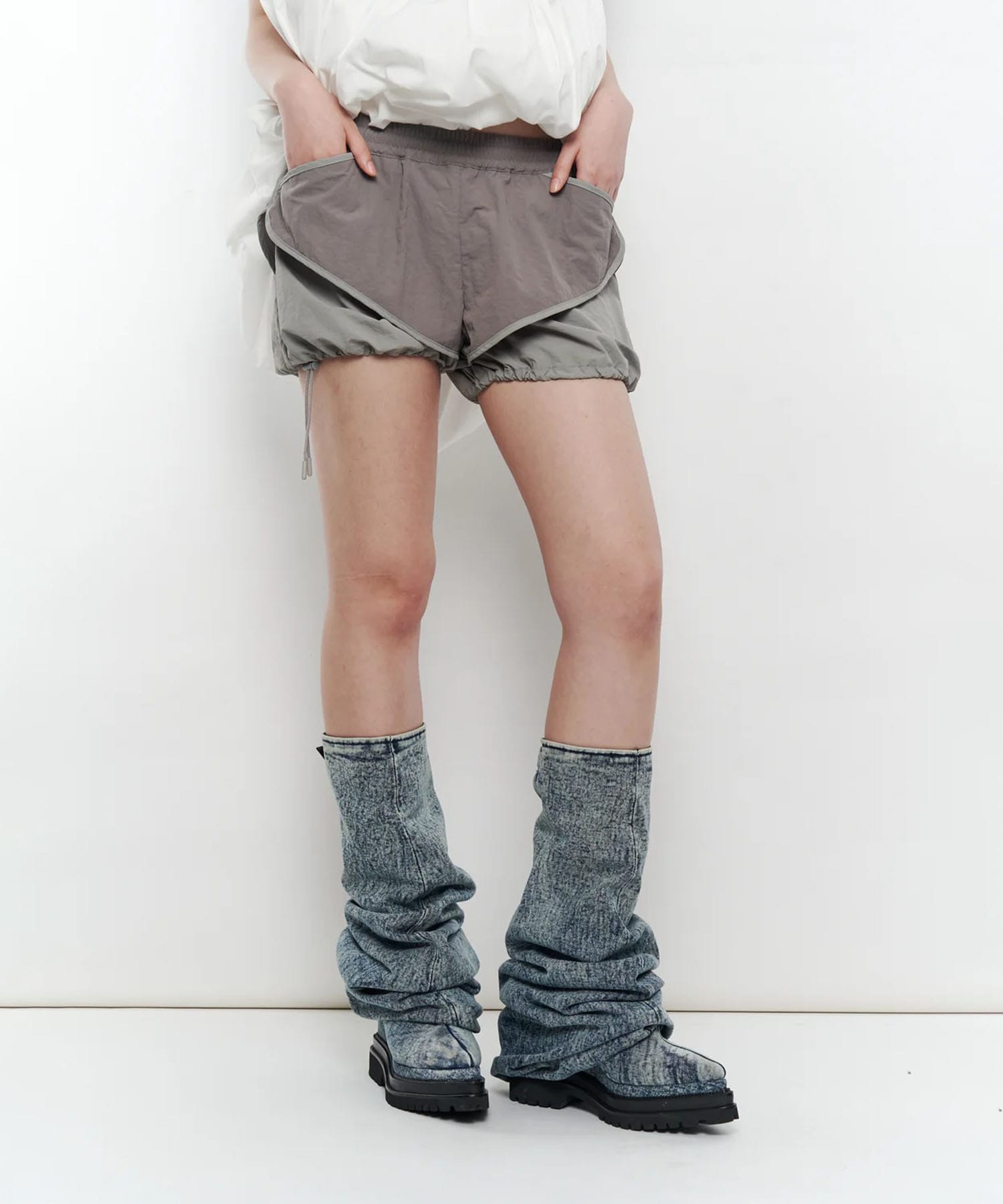 NYLON PUFFY SHORTS POOLDE