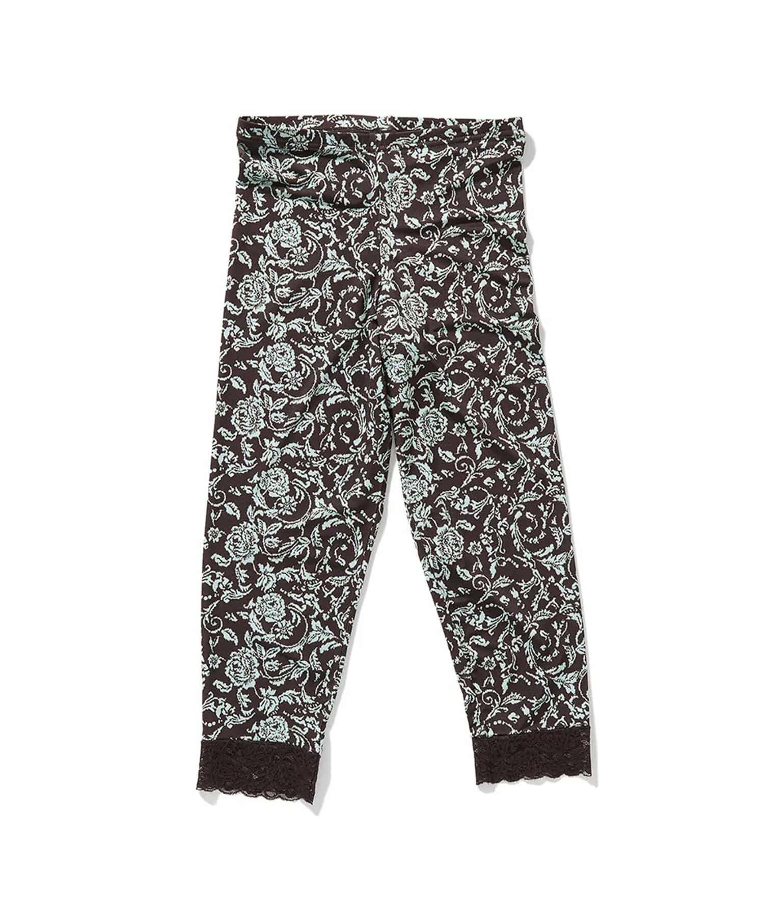 Lace-Trim Mid-Calf Shorts PERVERZE