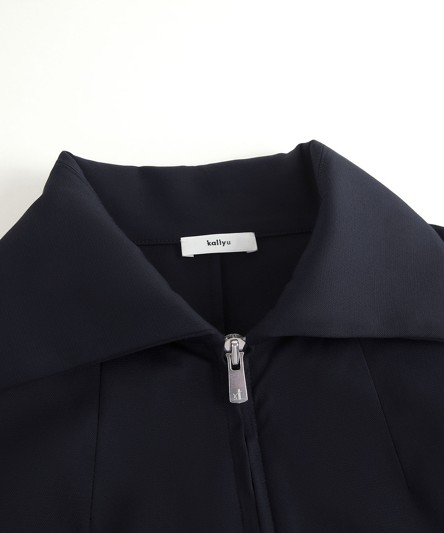 Structured Spread Collar Shirt kallyu