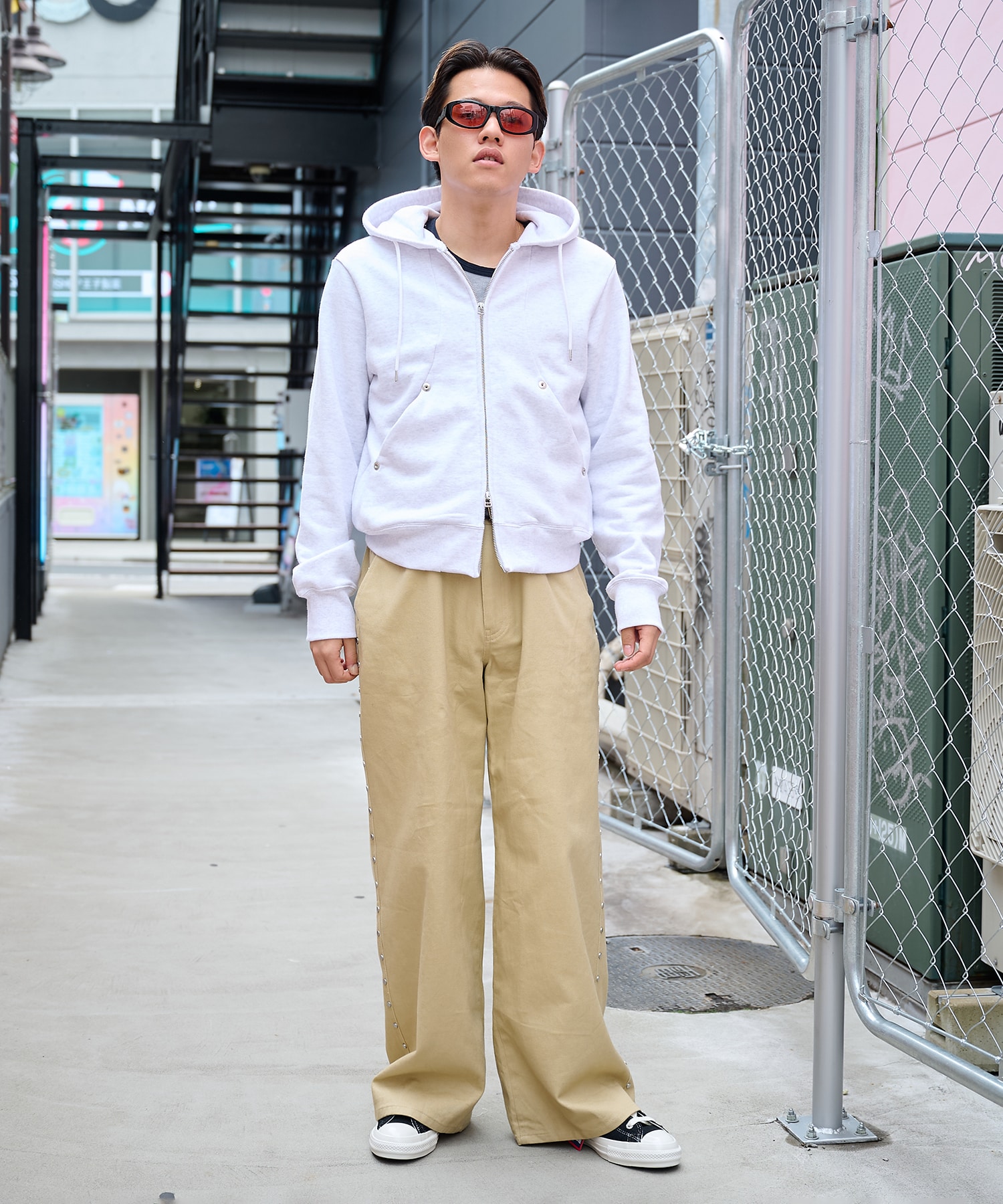 SHORT ZIP HOODIE CONZ