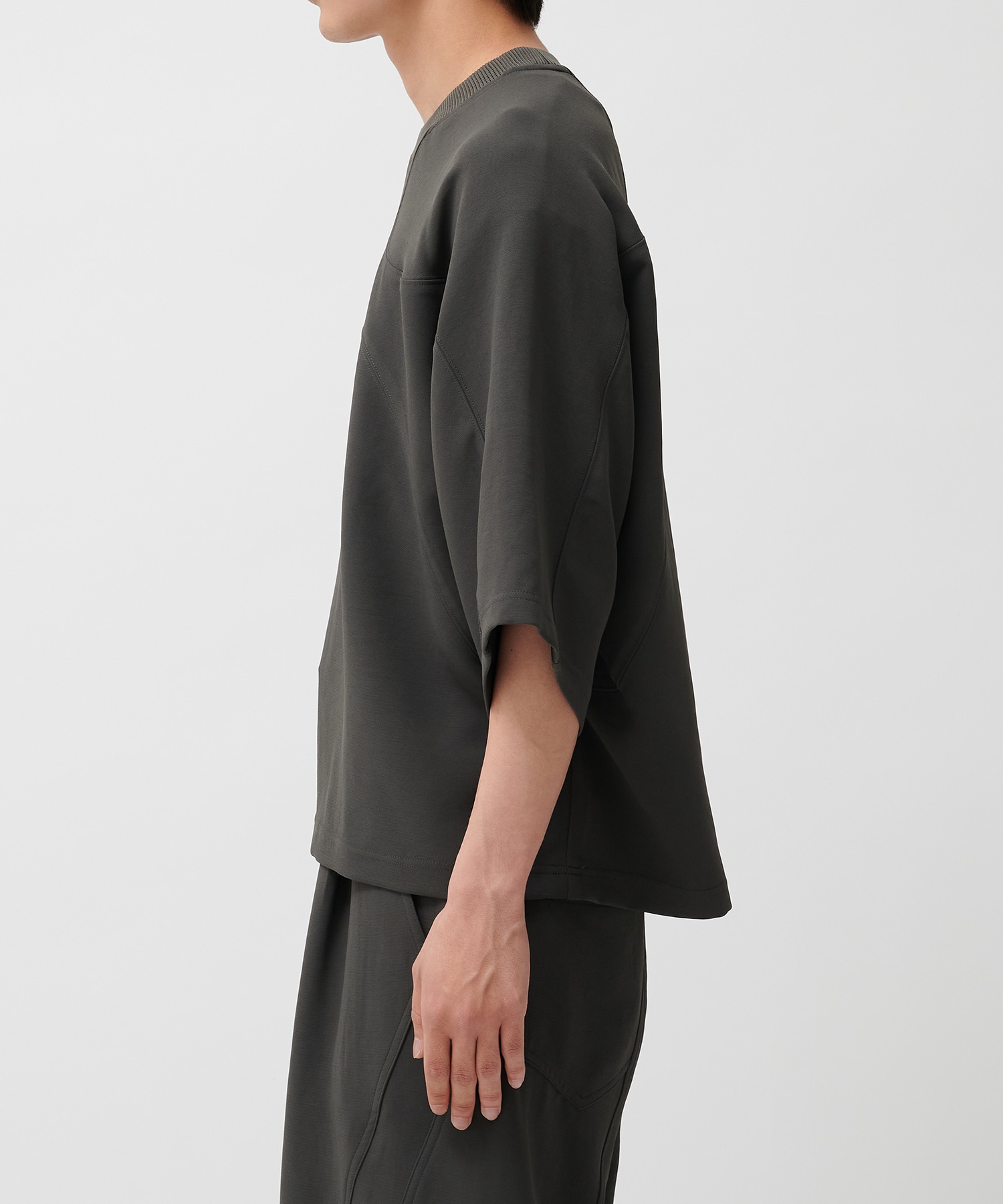PANEL OVER CREW NECK TEE CONZ