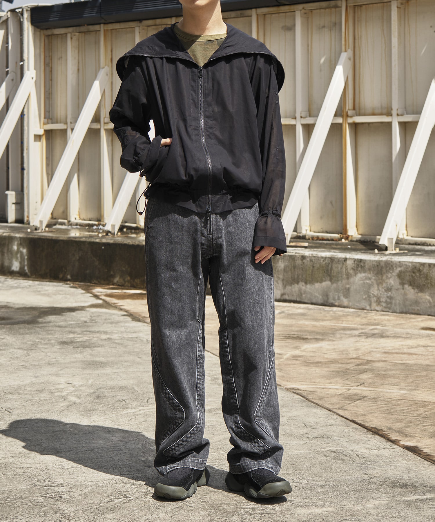 TRTRBZ HOODIE JIAN YE