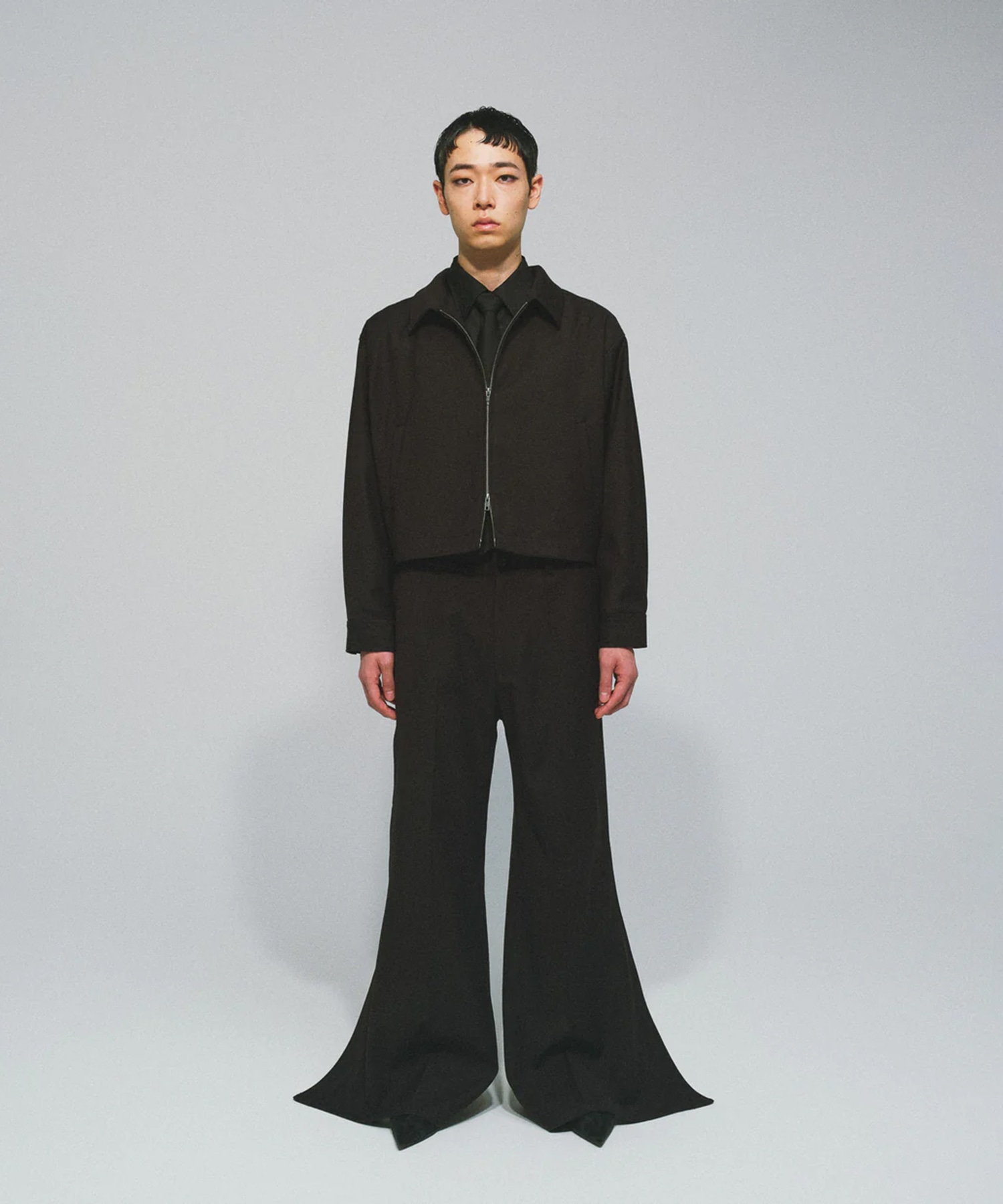 TUCK FLARE PANTS GOAT ESSENCE