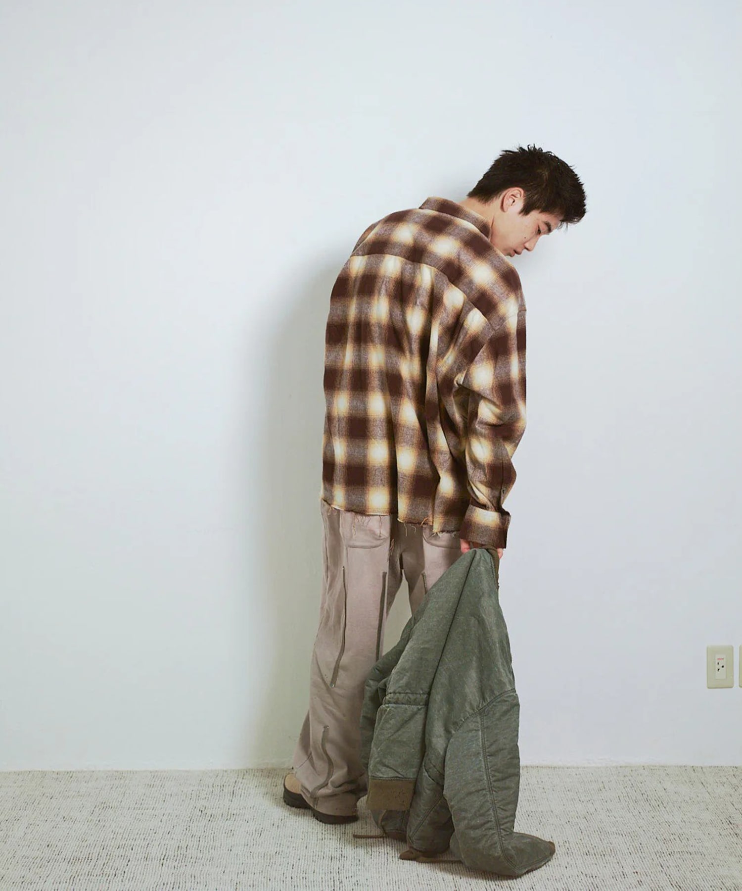 COTTON FLANNEL OMBRE REGULAR SHIRT CUT-OFF Name.