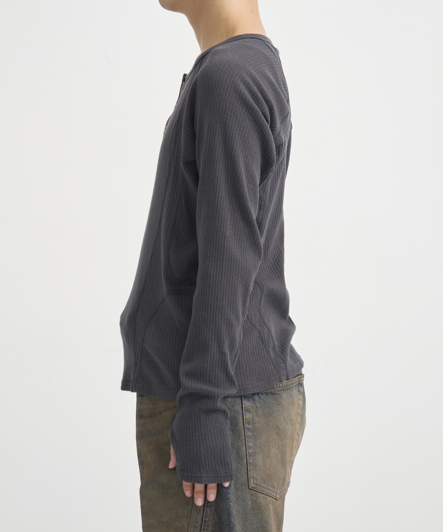 別注 HENLEY PANELED SWEATER NVRFRGT