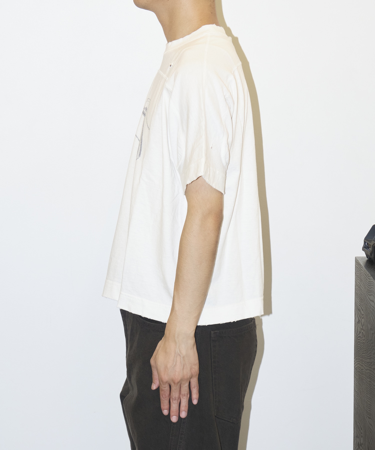 25 TEE × jinjinneedle JIAN YE