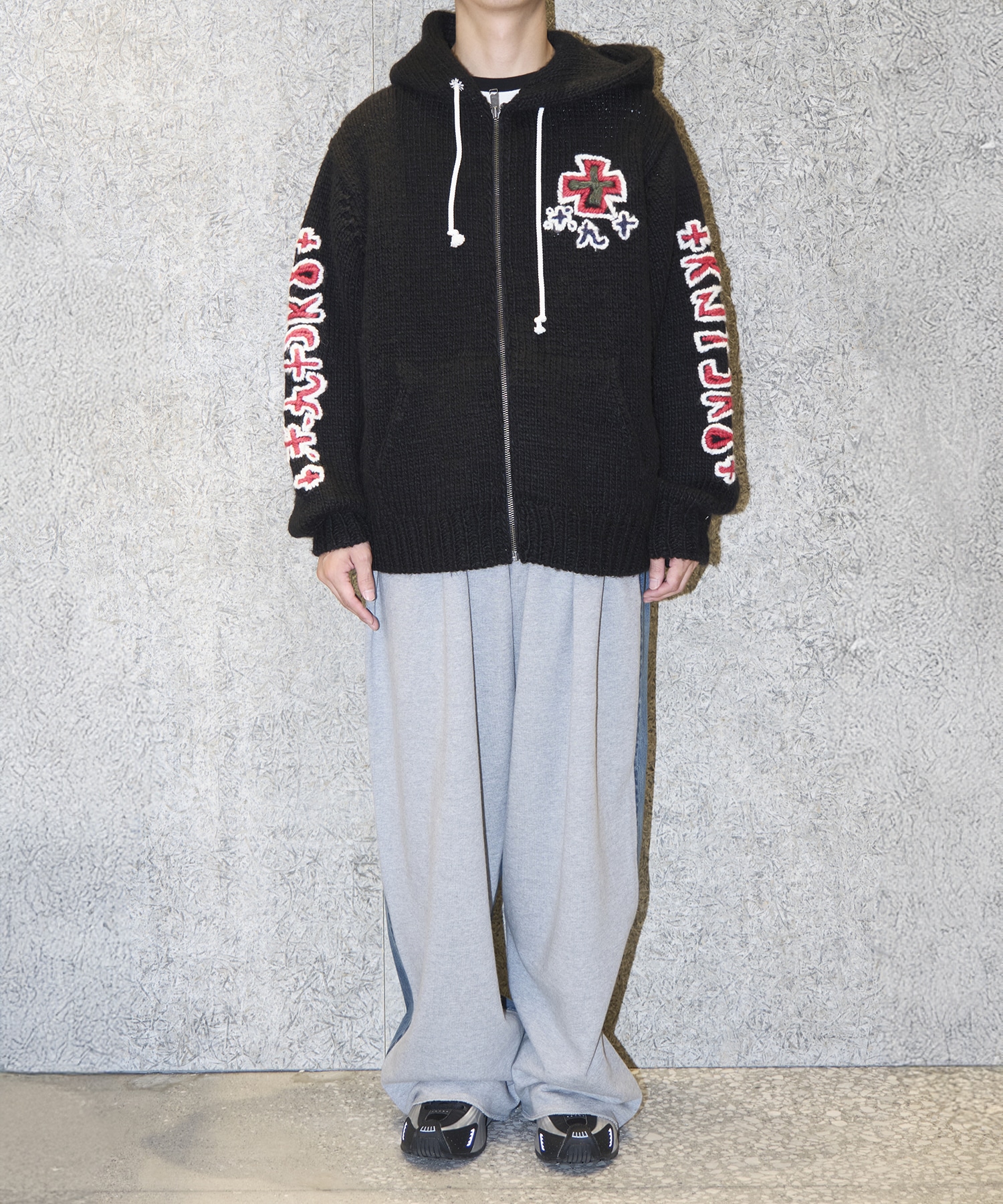 HAND KINITTED SK8 ZIP HOODIE RICE NINE TEN