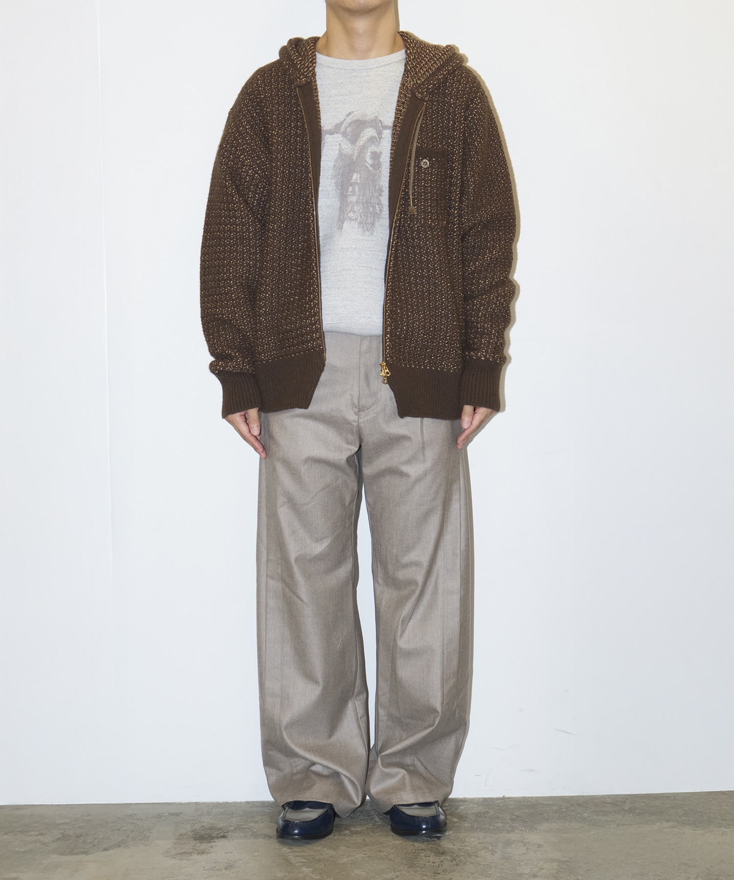 BRAID CUTTING TUCK PANTS STEAF