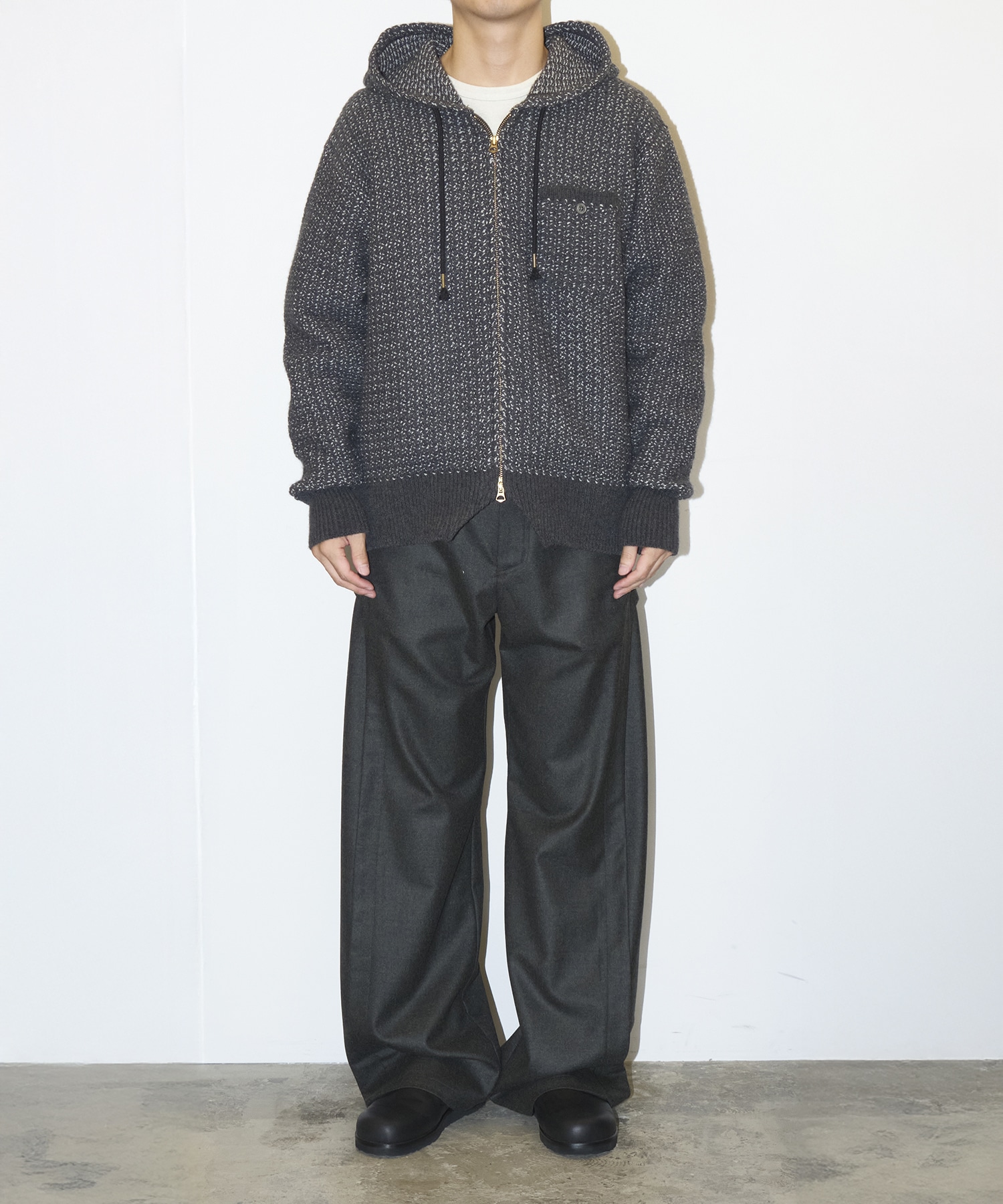BRAID CUTTING TUCK PANTS STEAF