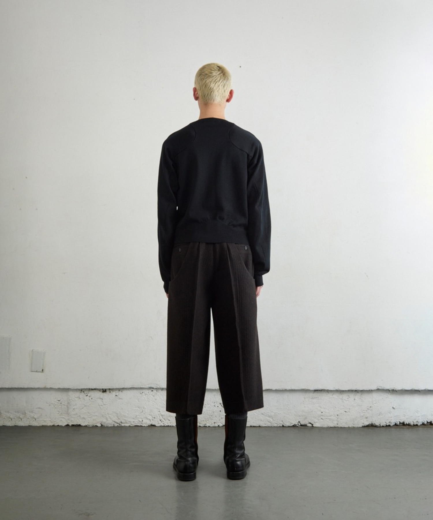 S CURVED UTILITY CAPRI TROUSERS NVRFRGT