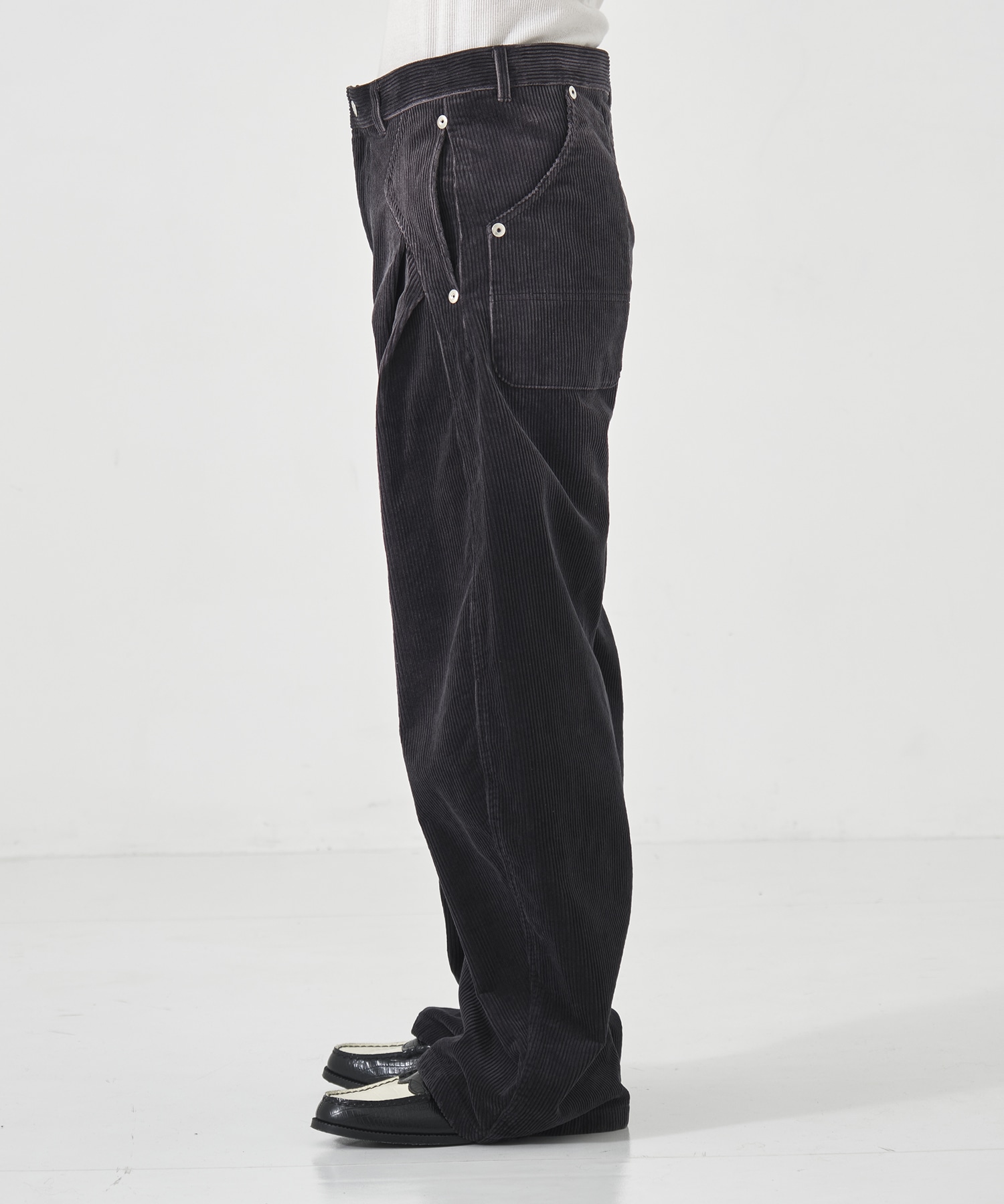 CORDUROY CURVED LEG PANTS CONZ