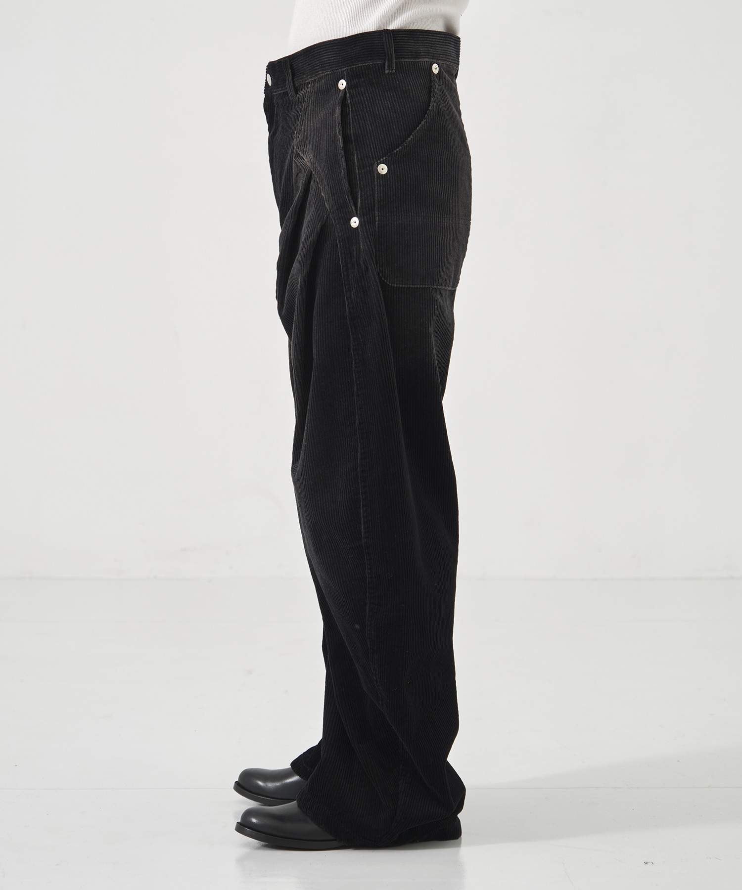 CORDUROY CURVED LEG PANTS CONZ