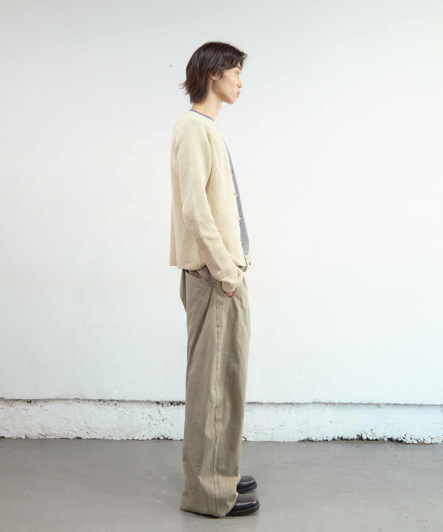 2TUCKED CURVED LEG TROUSERS NVRFRGT